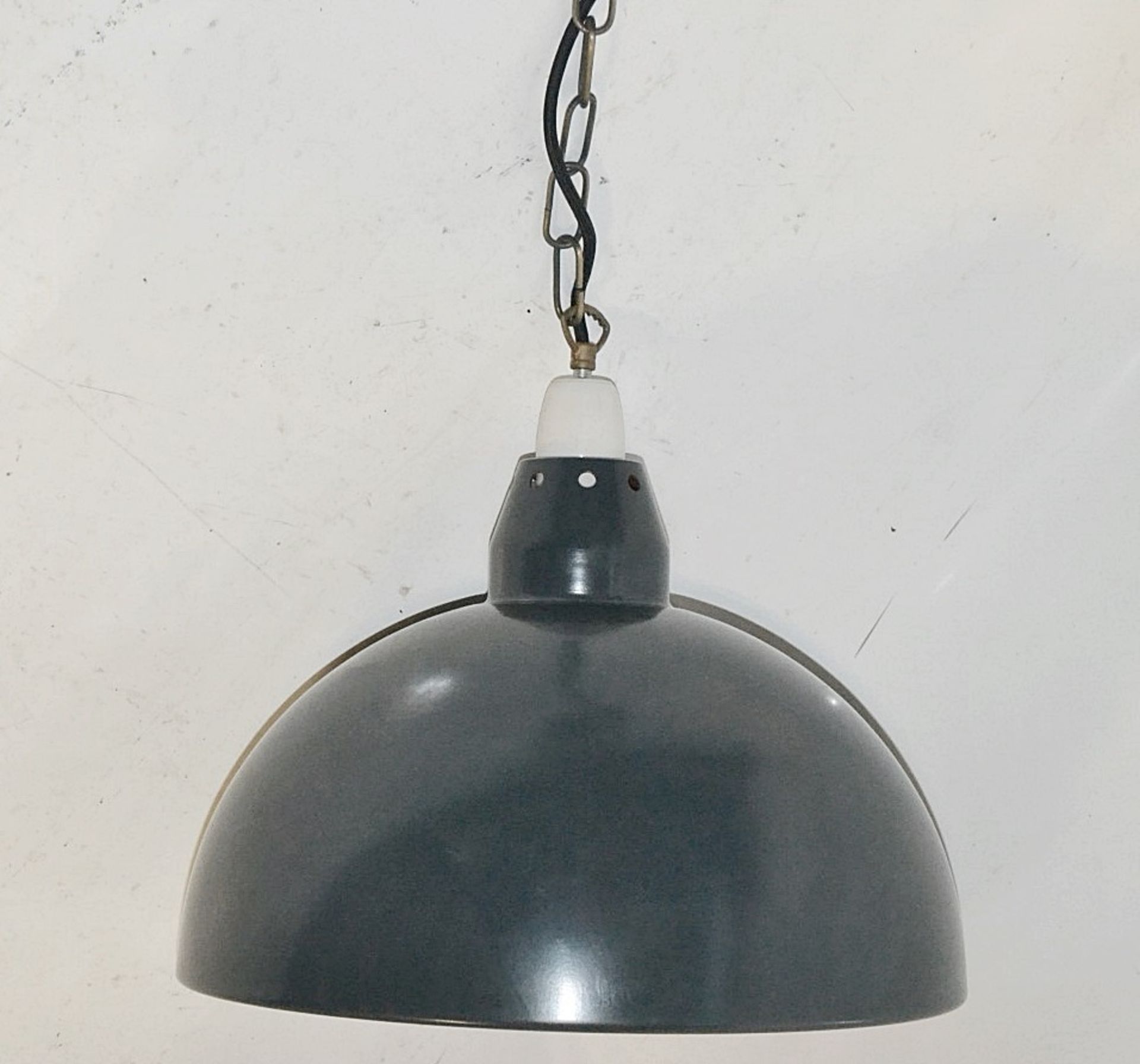 2 x Dome Pendant Ceiling Light Fittings With Chain And Black Fabric Flex - CL353 - Image 2 of 6