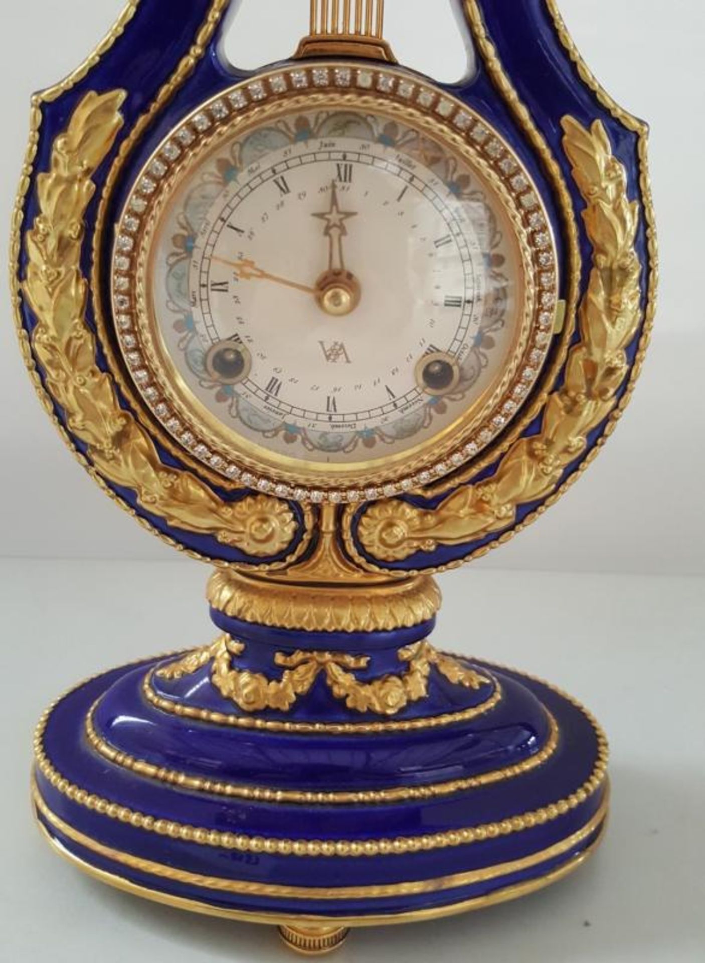 1 x Marie-Antoinette Fine Porcelain Clock - Ref RB280 E - Dimensions: H38/L15/W10 cm - CL334 - Locat - Image 4 of 6