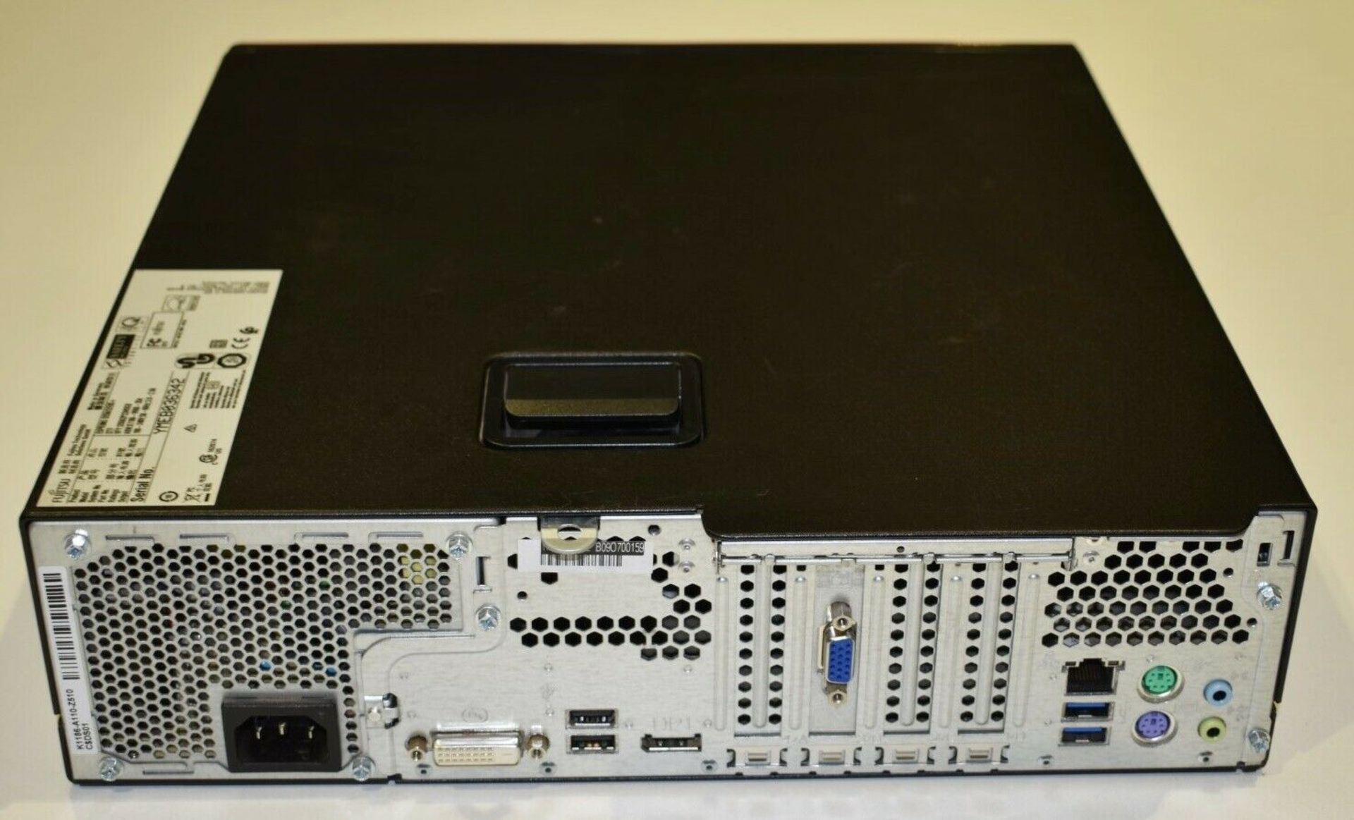 1 x Fujitsu Esprimo D556/2/E85+ Desktop Computer With Intel Core i3 6100 3.7 GHz 6th Gen - Image 3 of 3