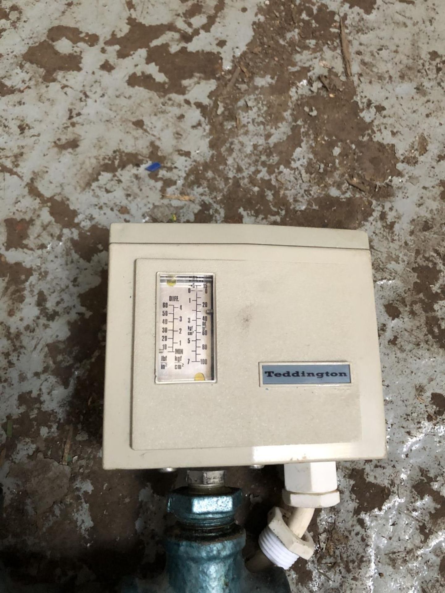 Lot Of Water Pressure Appliances - NP003 - CL344 - Location: Altrincham WA14 - Image 7 of 7