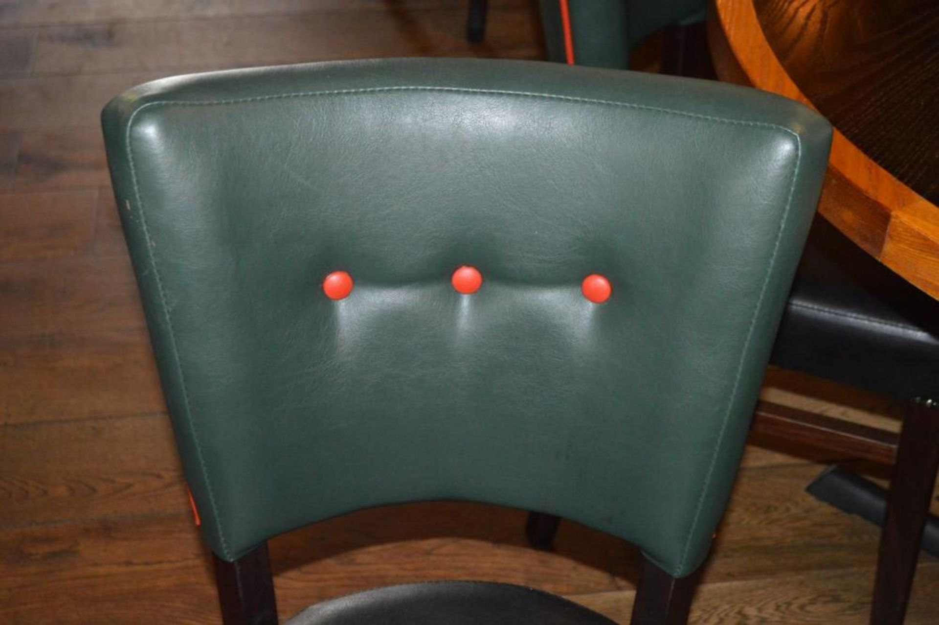 9 x Contemporary Button Back Restaurant Dining Chairs - Upholstered in a Quality Green and Black - Image 3 of 5