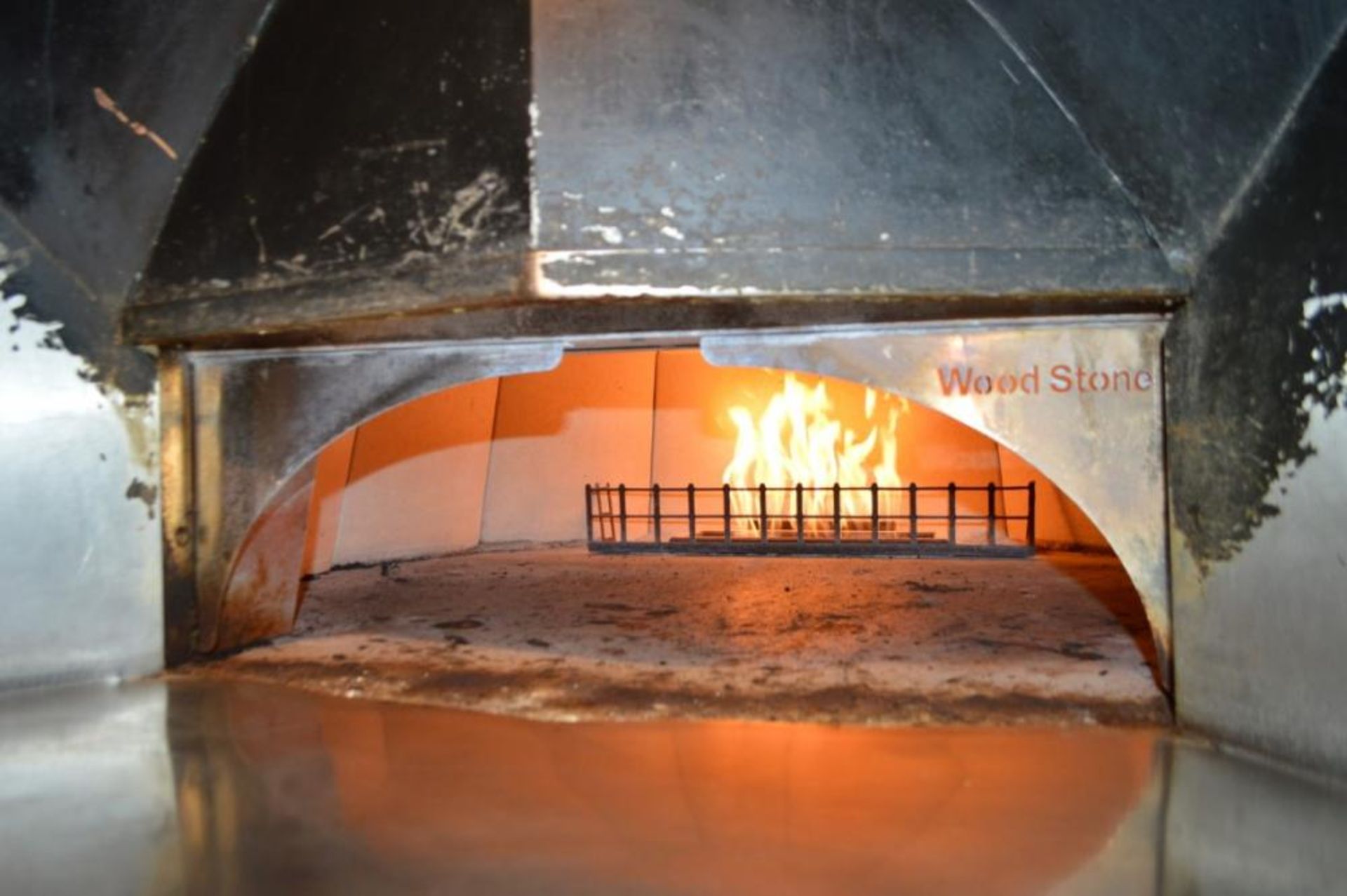 1 x Wood Stone Commercial Gas Fired Pizza Oven - CL011 - Location: Altrincham WA14 - Image 13 of 16
