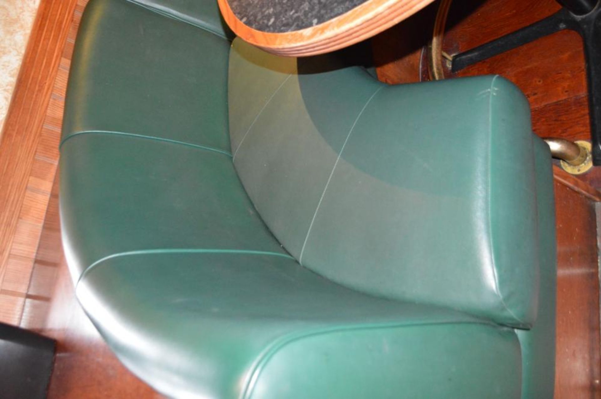 1 x Contemporary U Seating Booth With Green Faux Leather Upholstery and Brass Foot Rest - H105 x W22 - Image 4 of 5