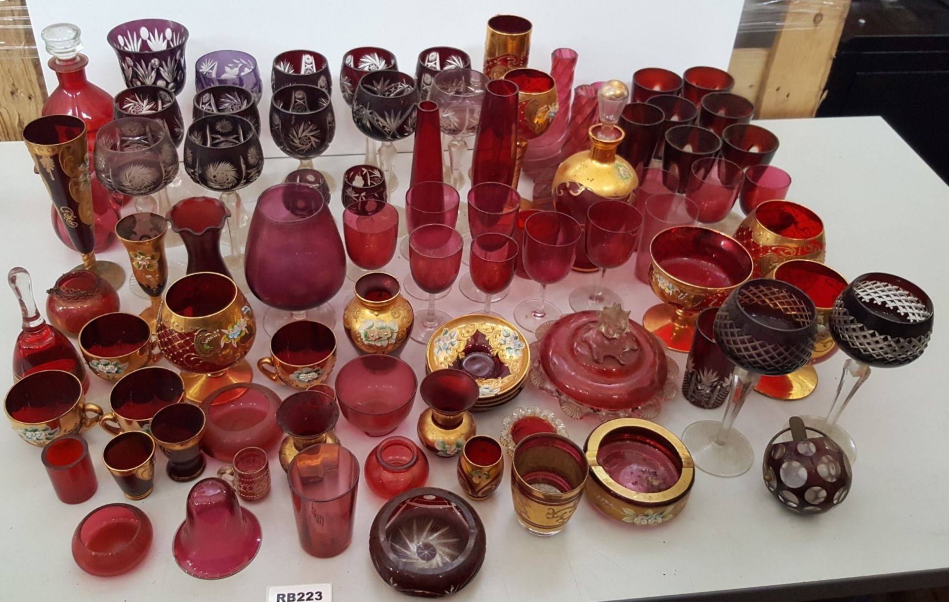 1 x Joblot Of 60+ Pieces Of Vintage Glasswear - Ref RB223 I - Image 2 of 7