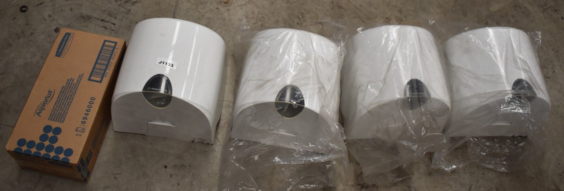 4 x Kimberly Clark Towel Dispensers and 1 x Aquarious Soap Dispenser - Unused - CL390 - Ref - Image 2 of 2