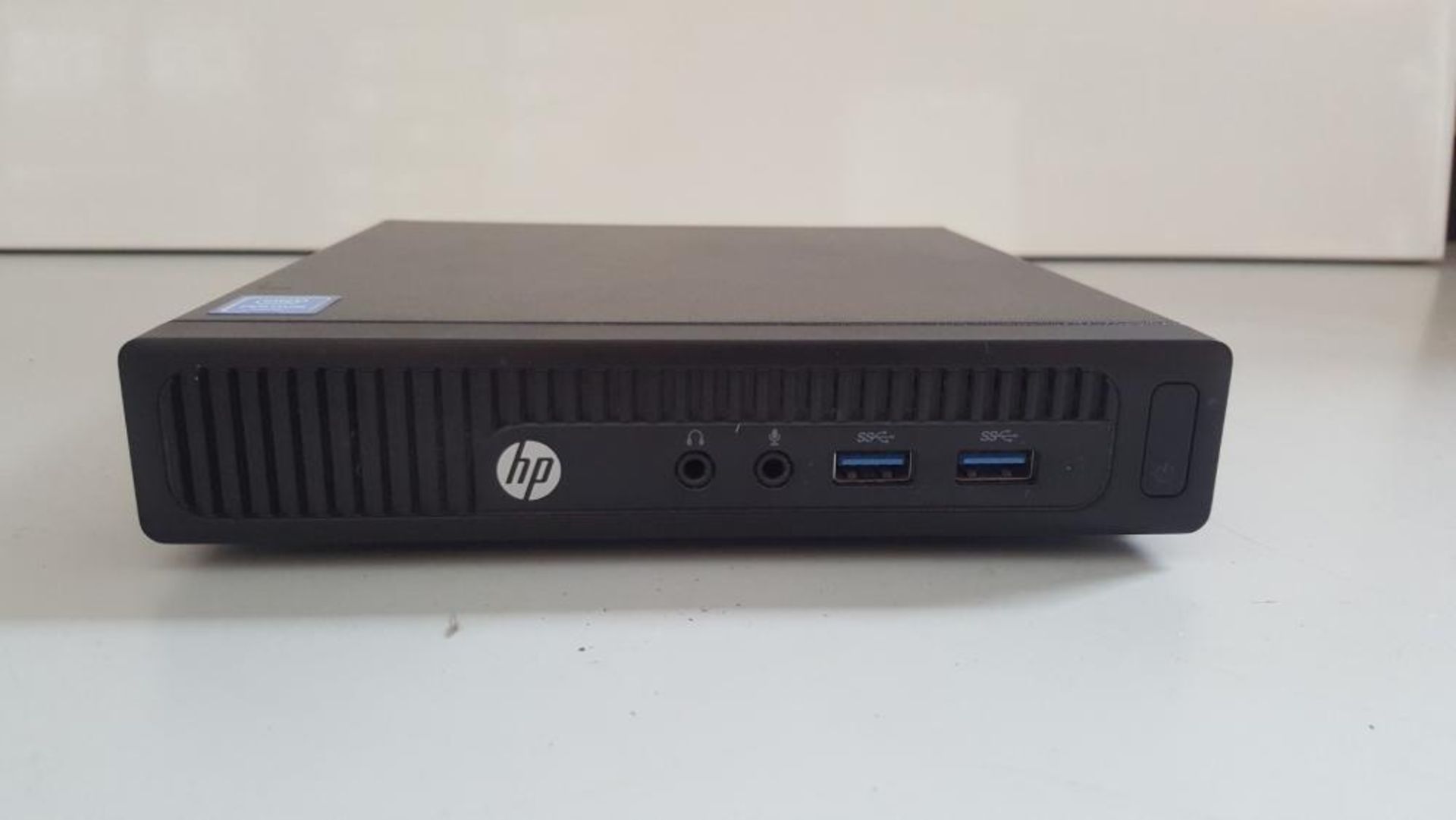 1 x HP 260 G2 Desktop Mini Computer With Intel Pentium 4405U 2.1GHz Processor and 8GB Ram -