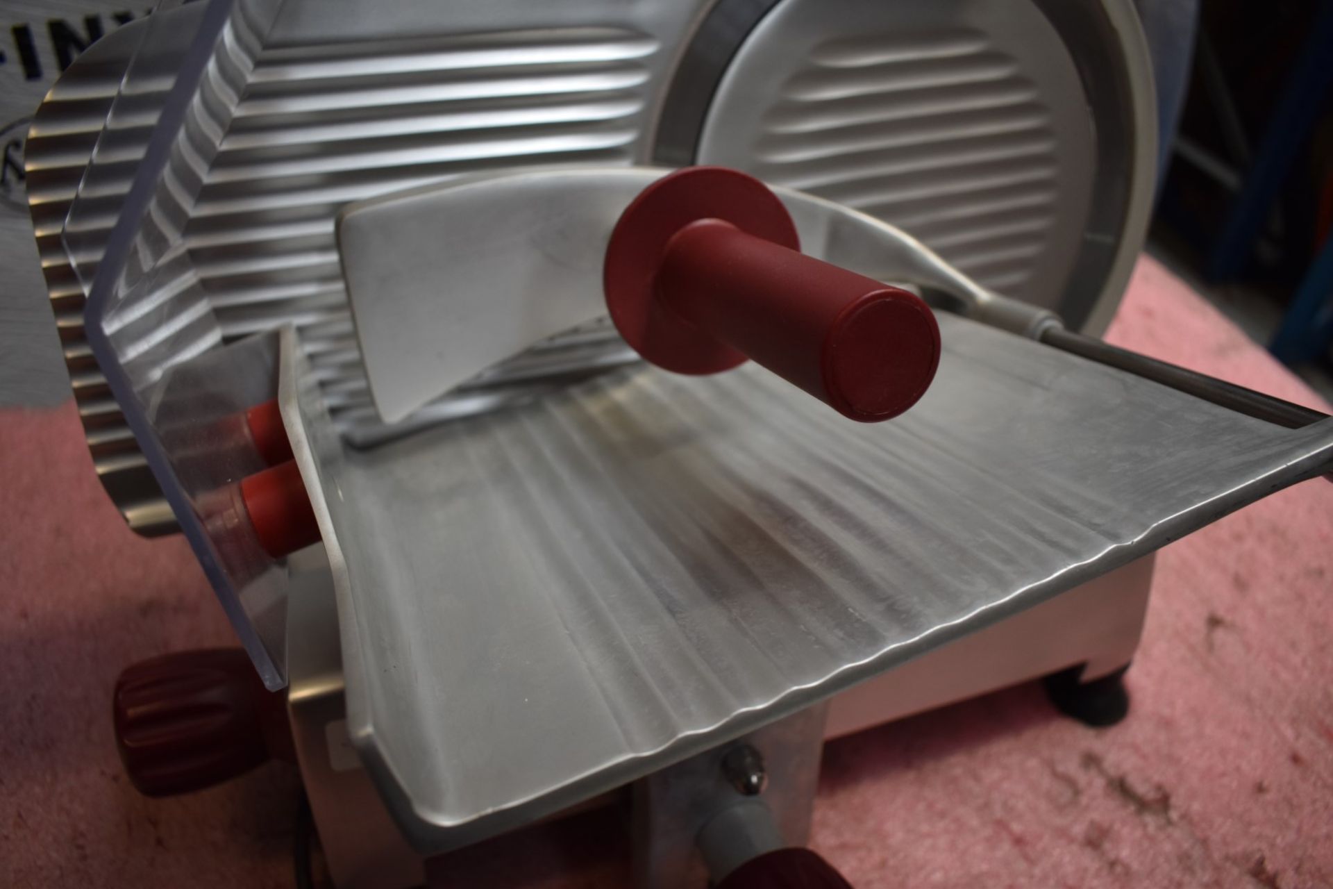 1 x Countertop 10 Inch Meat Slicer - 240v - Ex M&S - CL232 - Ref SC0101 - Location: Altrincham WA14 - Image 3 of 6