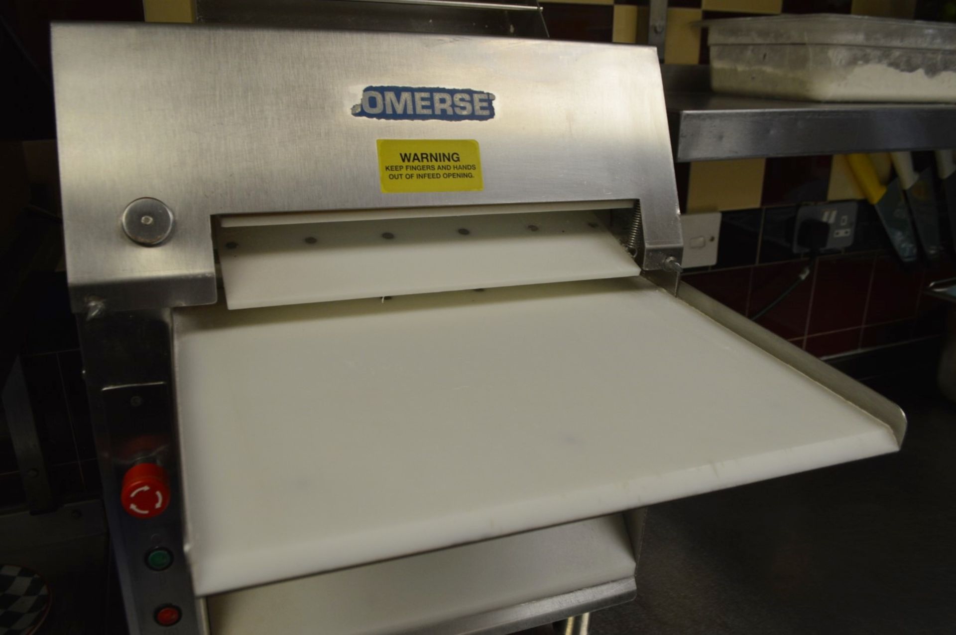 1 x Somerset Dough Roller - Model CDR1550 - Suitable For Pizza, Naans, Chatati Wraps etc - Ref FB180 - Image 4 of 6