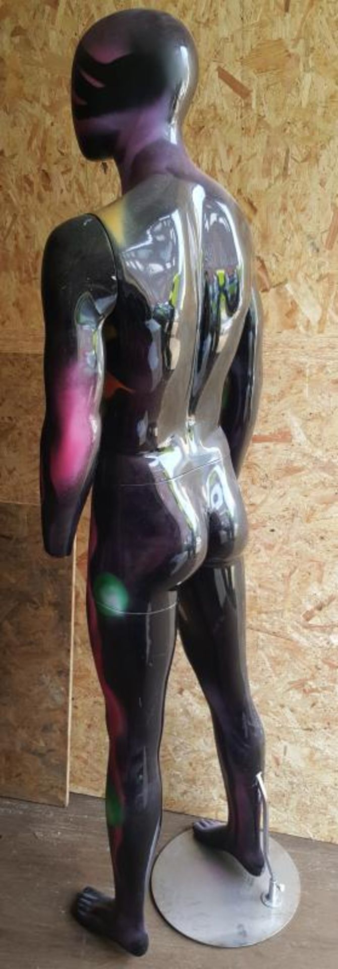 1 x 6ft Bespoke Shop Male Mannequin Featuring Specially Commissioned Paintwork By A British Undergro - Image 3 of 3