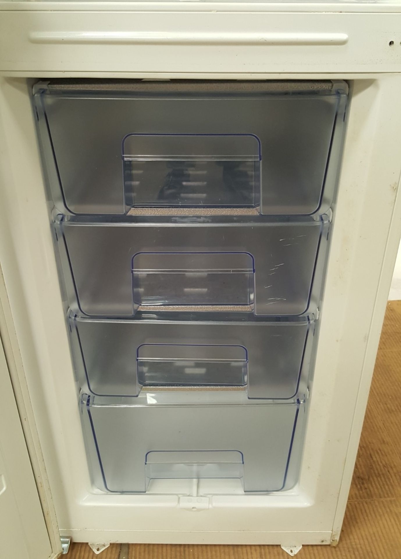 1 x Prima Integrated 60/40 Frost Free Fridge Freezer LPR356A1 - Ref BY189 - Image 7 of 7