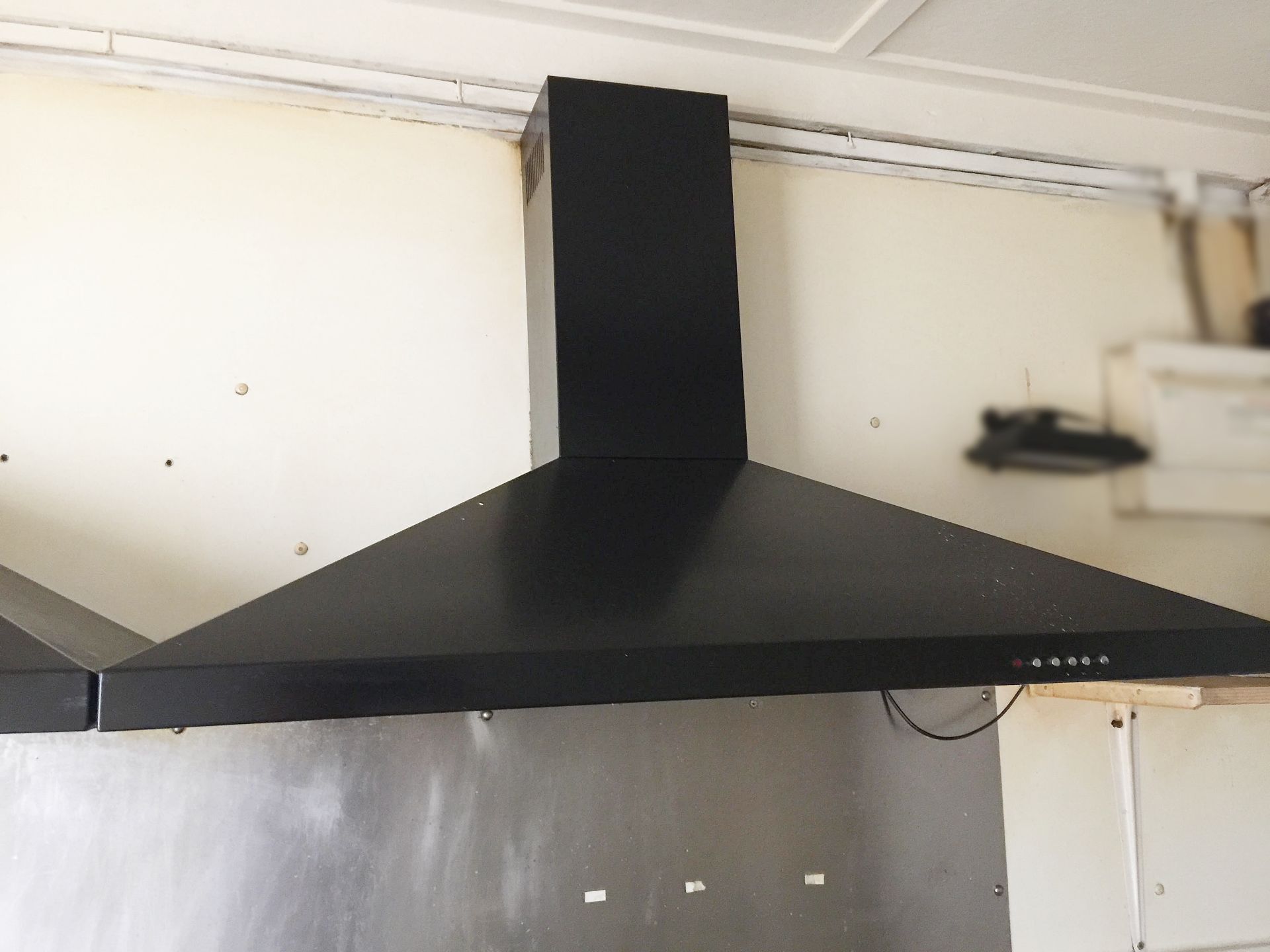 1 x Commercial Kitchen Extractor Fan - CL335 - Ref: FAN/B - Location: Preston PR3