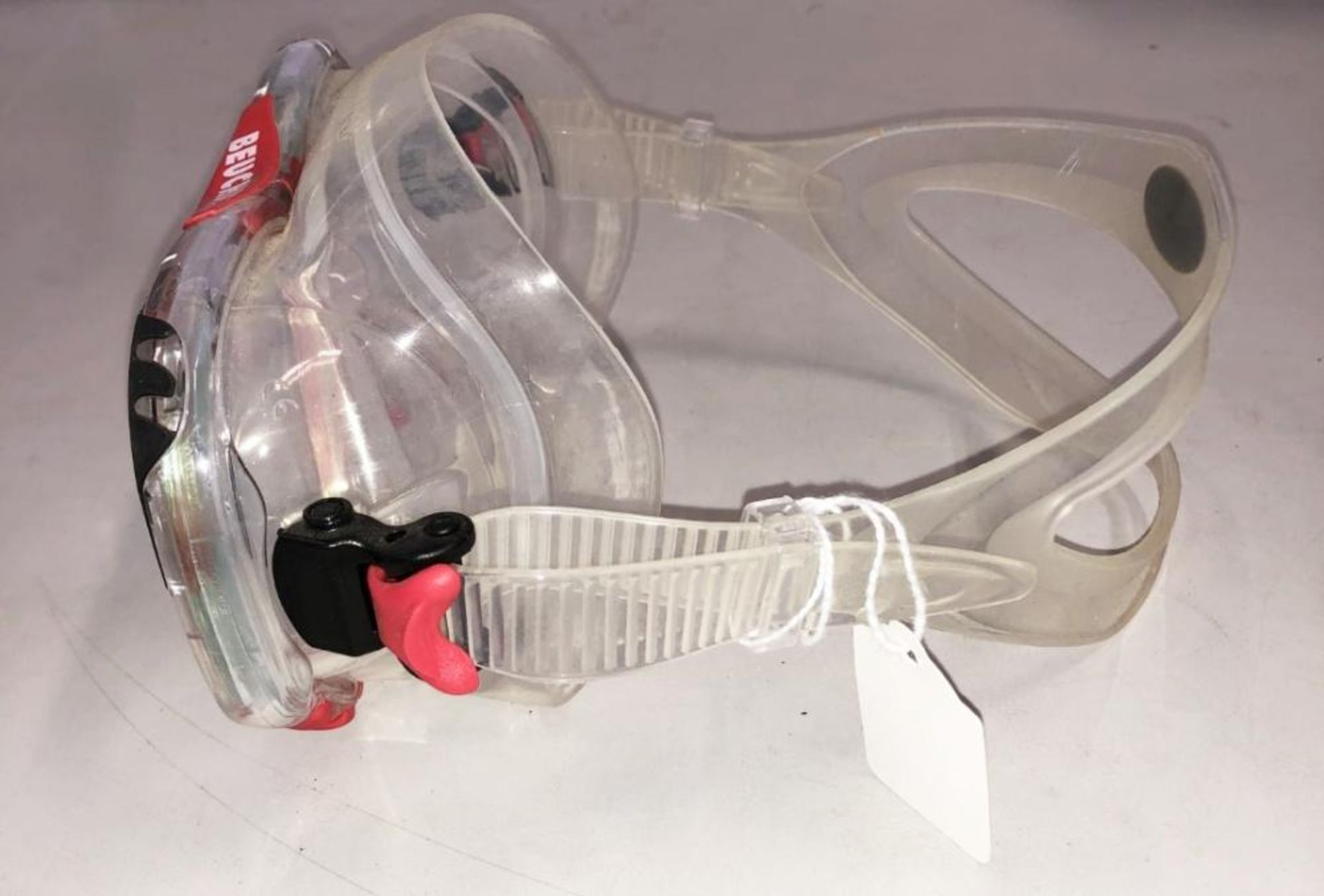 6 x New Branded Diving Masks - Ref: NS391, NS392, NS393, NS394, NS395, NS396 - CL349 - Altrincham WA - Image 18 of 20