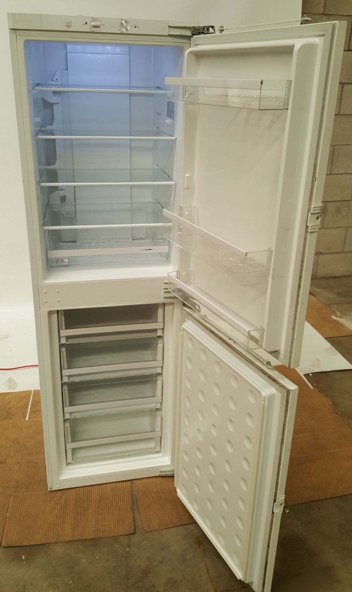 1 x Prima Integrated 50/50 Frost Free Fridge Freezer LPR475A1 - Ref BY188 - Image 4 of 8