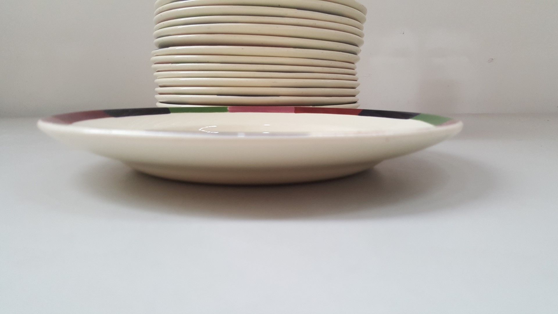 15 x Steelite Harmony Plates Cream With Pattered Egde 20.5CM - Ref CQ289 - Image 4 of 4