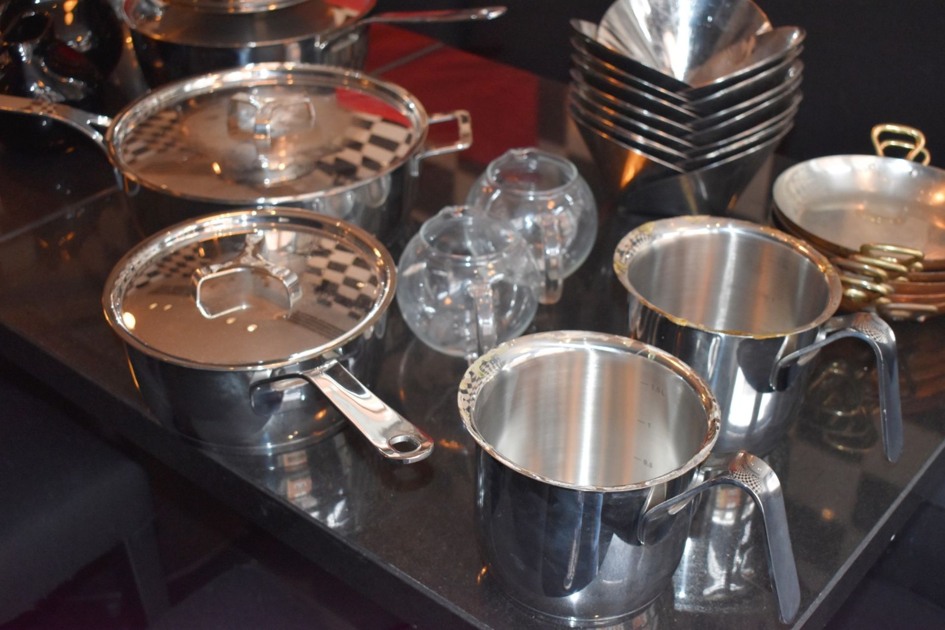 Approx 41 x Items of Kitchen and Tableware - Includes Stainless Steel Rolling Pins, Wall Clock, - Image 13 of 17