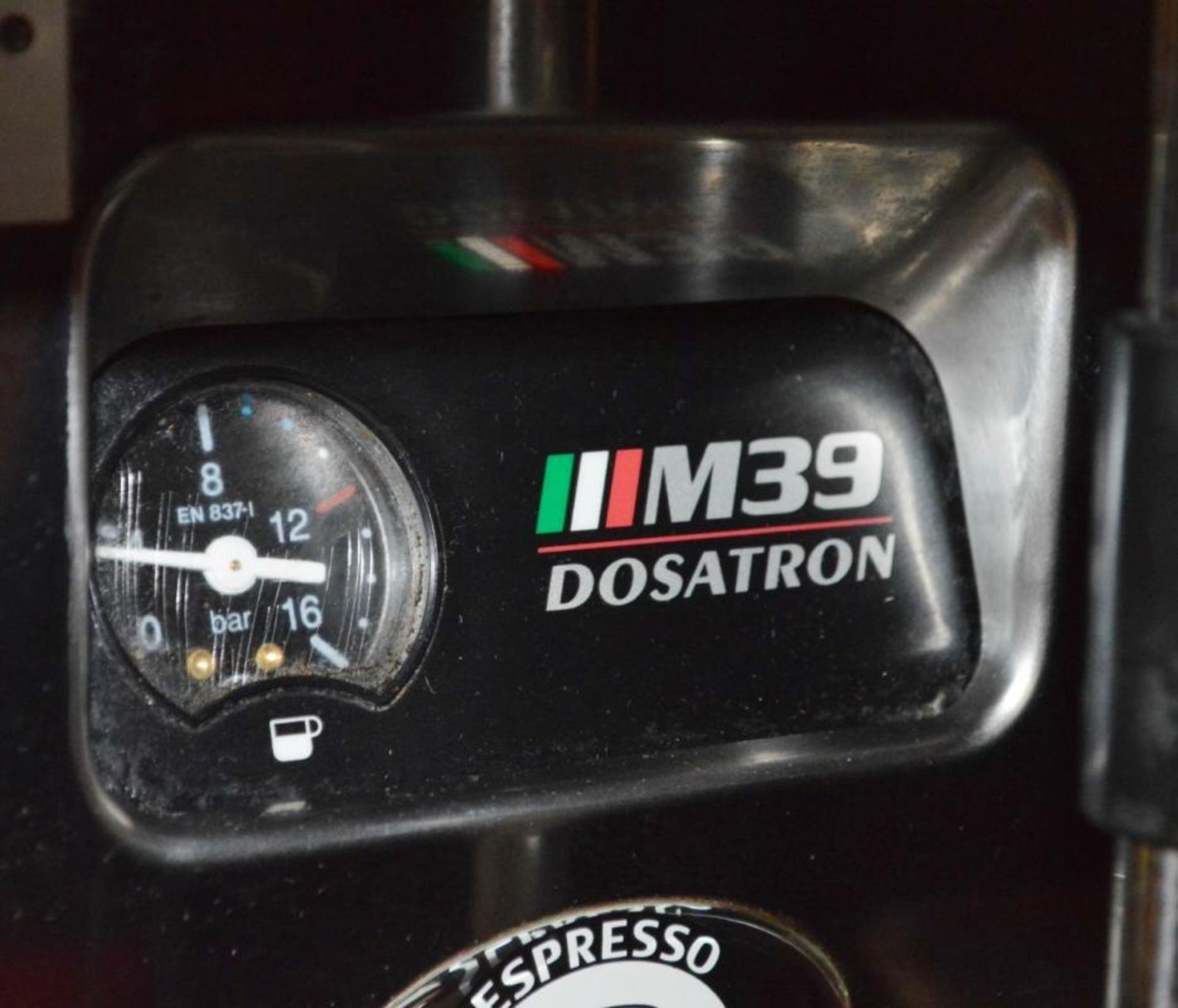 1 x La Cimbalie Espresso & Cappucino 3 Group Coffee Machine in Red - Model M39 Dosatron - Ref - Image 4 of 5