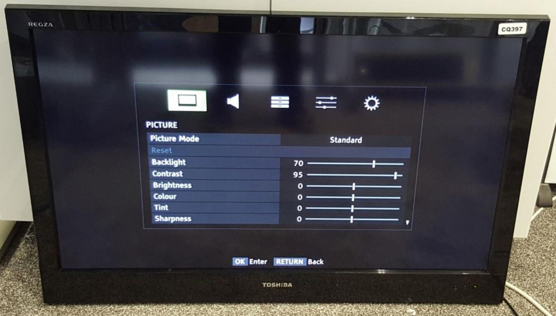 1 x Toshiba 40LV665D Digital Freeview 40" Full HD 1080p LCD TV (Working &amp; Tested)No Stand&amp; N