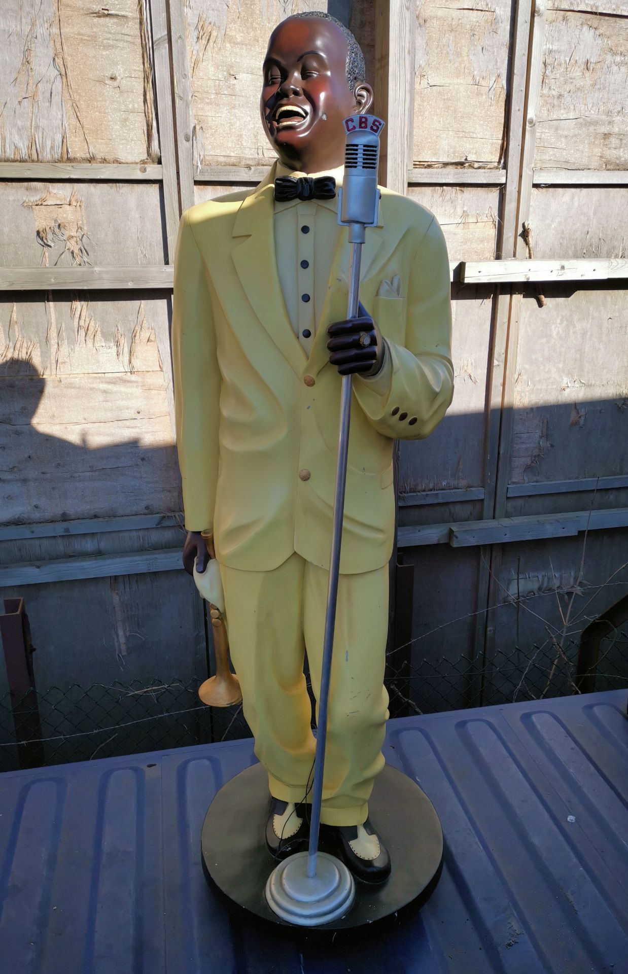 1 x Limited Edition Life Size Resin Louis Armstrong made by AAA - Dimensions: 1820 x600 mm - CL355 -