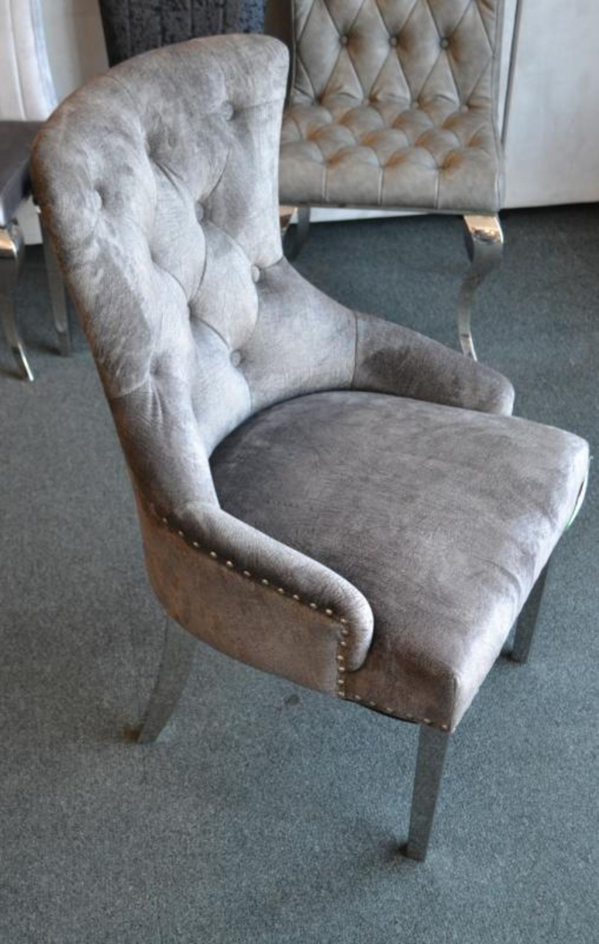 1 x Luxurious Buttoned Detailed Fog Grey Dressing Table Chair. Dimensions:L55/W55/S50/H105cm - Ref B - Image 2 of 5