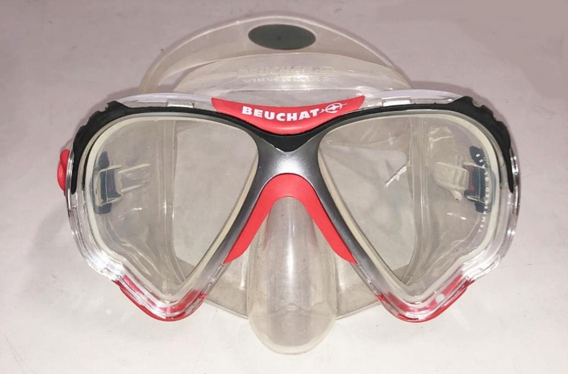 6 x New Branded Diving Masks - Ref: NS391, NS392, NS393, NS394, NS395, NS396 - CL349 - Altrincham WA - Image 17 of 20