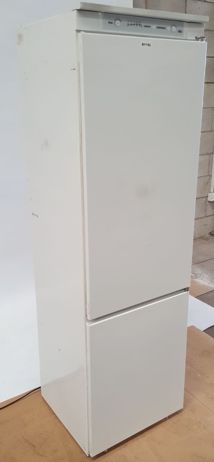 1 x Prima Integrated 70/30 Frost Free Fridge Freezer LPR472A1 - Ref BY152 - Image 6 of 7