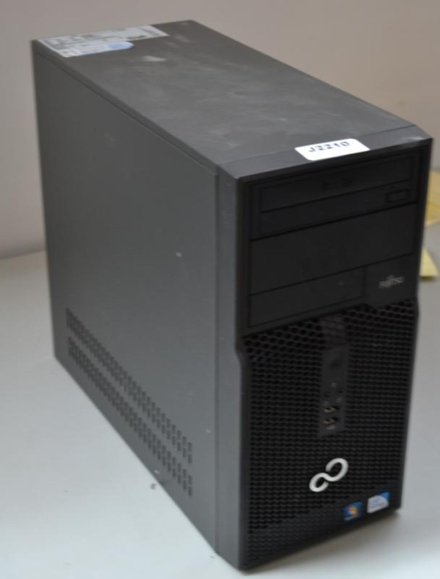 1 x FUJITSU ESPRIMO P400 DESKTOP COMPUTER INTEL PENTIUM 3.20 GHZ 4GB RAM Hard Drive Not included - R - Image 4 of 4