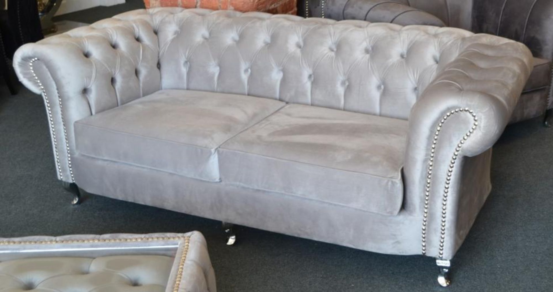 1 x Chesterfield Light Grey Velour 2 Seater Sofa . A Class Design &amp; lovly soft sofa resting on c - Image 2 of 5