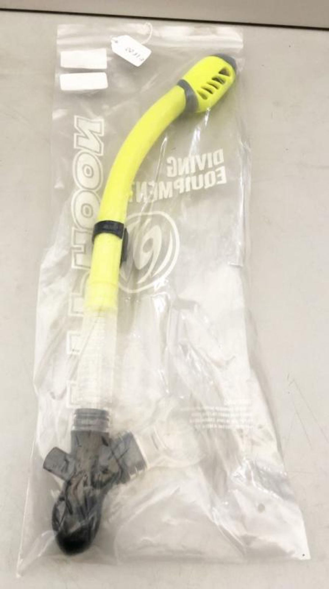 34 x Branded Diving Snorkel's - CL349 - Altrincham WA14 - Brand New! - Image 27 of 30