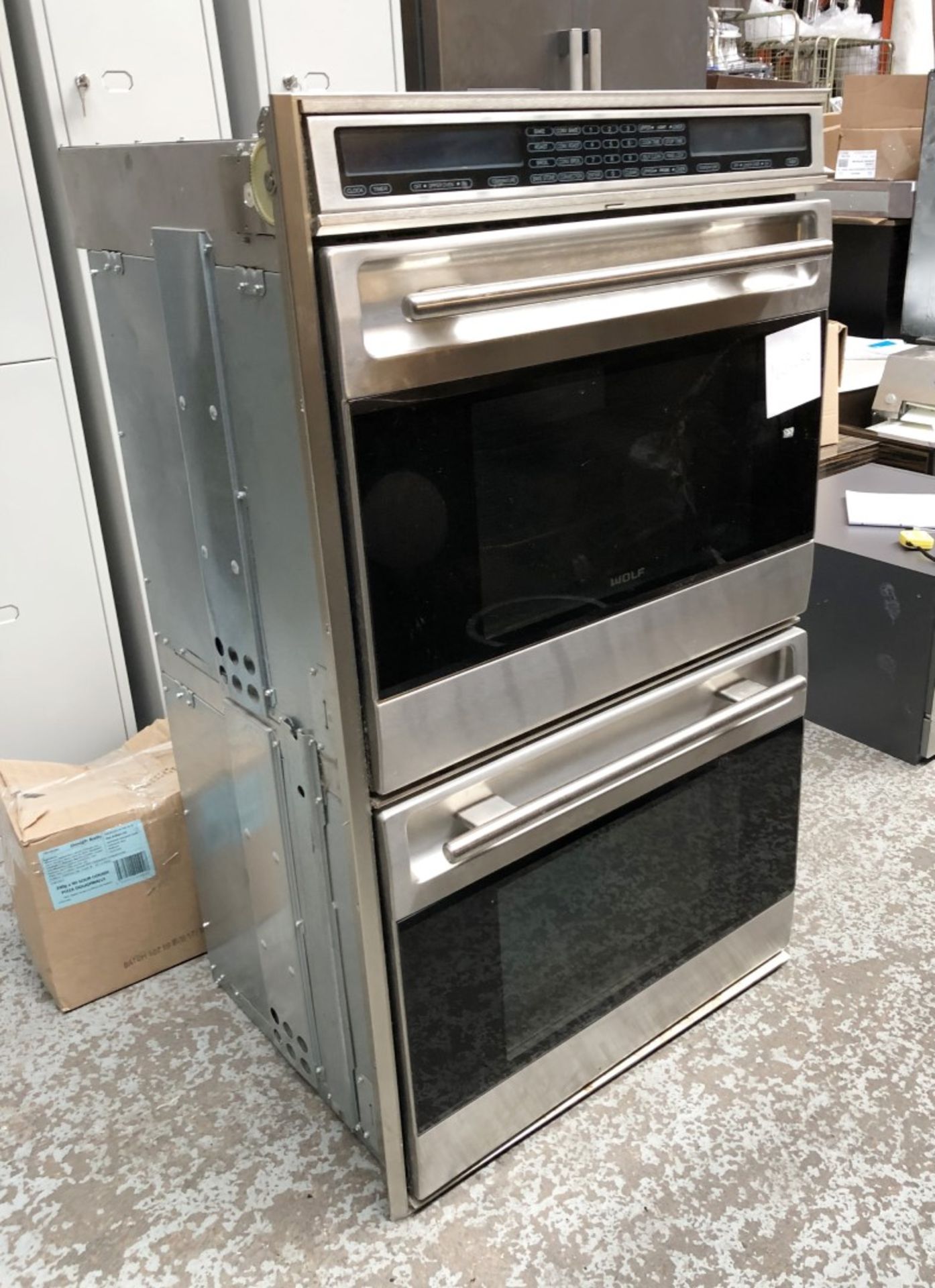 Large WOLF Double Oven - NC1160 - CL380 - Location: Altrincham WA14 - NO VAT - Image 2 of 6