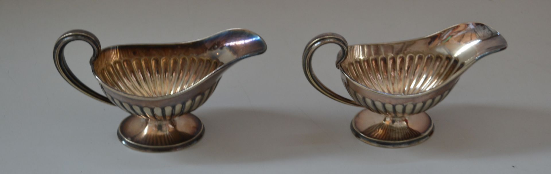 1 x A Pair Of Silver Plated Gravy Boats - Ref J2172 - CL314