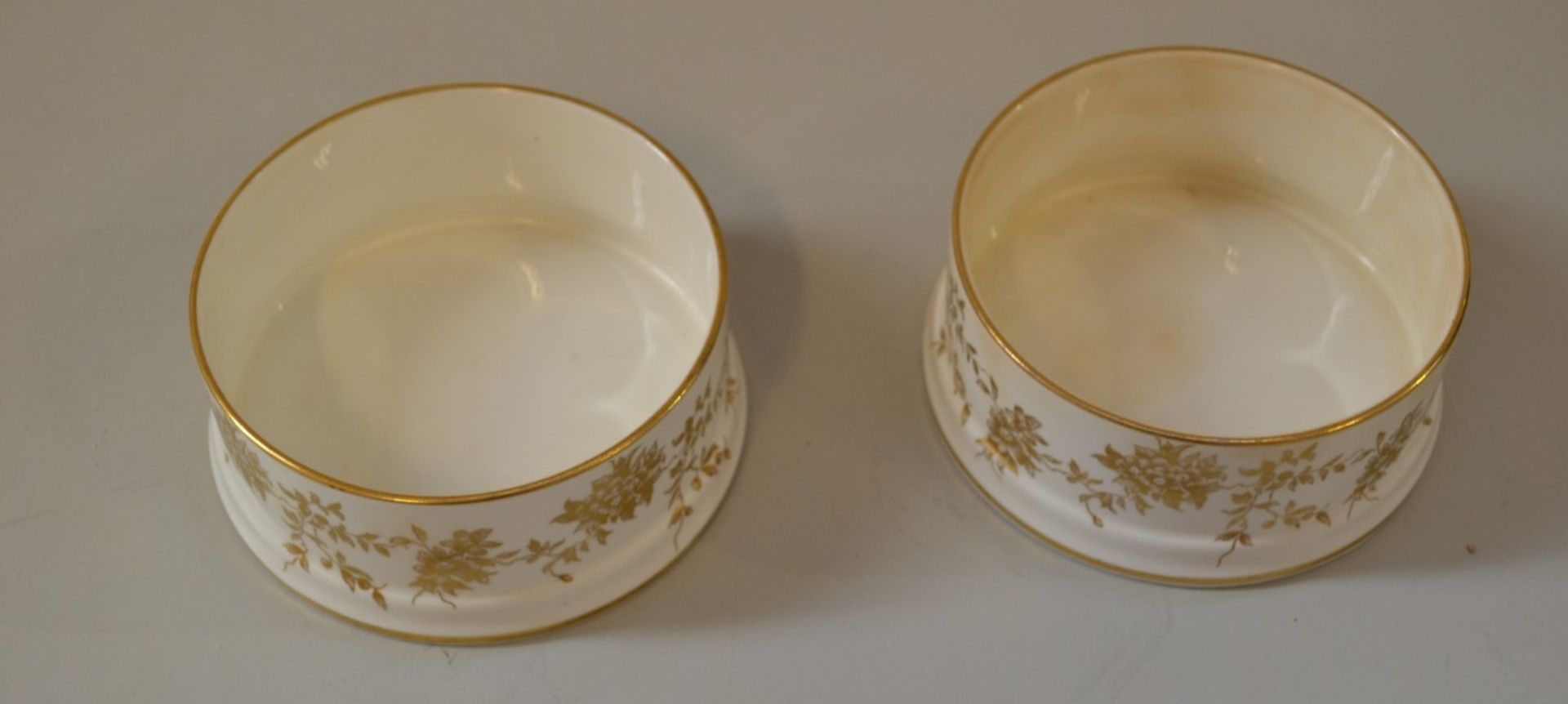 1 x Pair of Staffordshire Bone China Pots - Ref J2155 - CL314