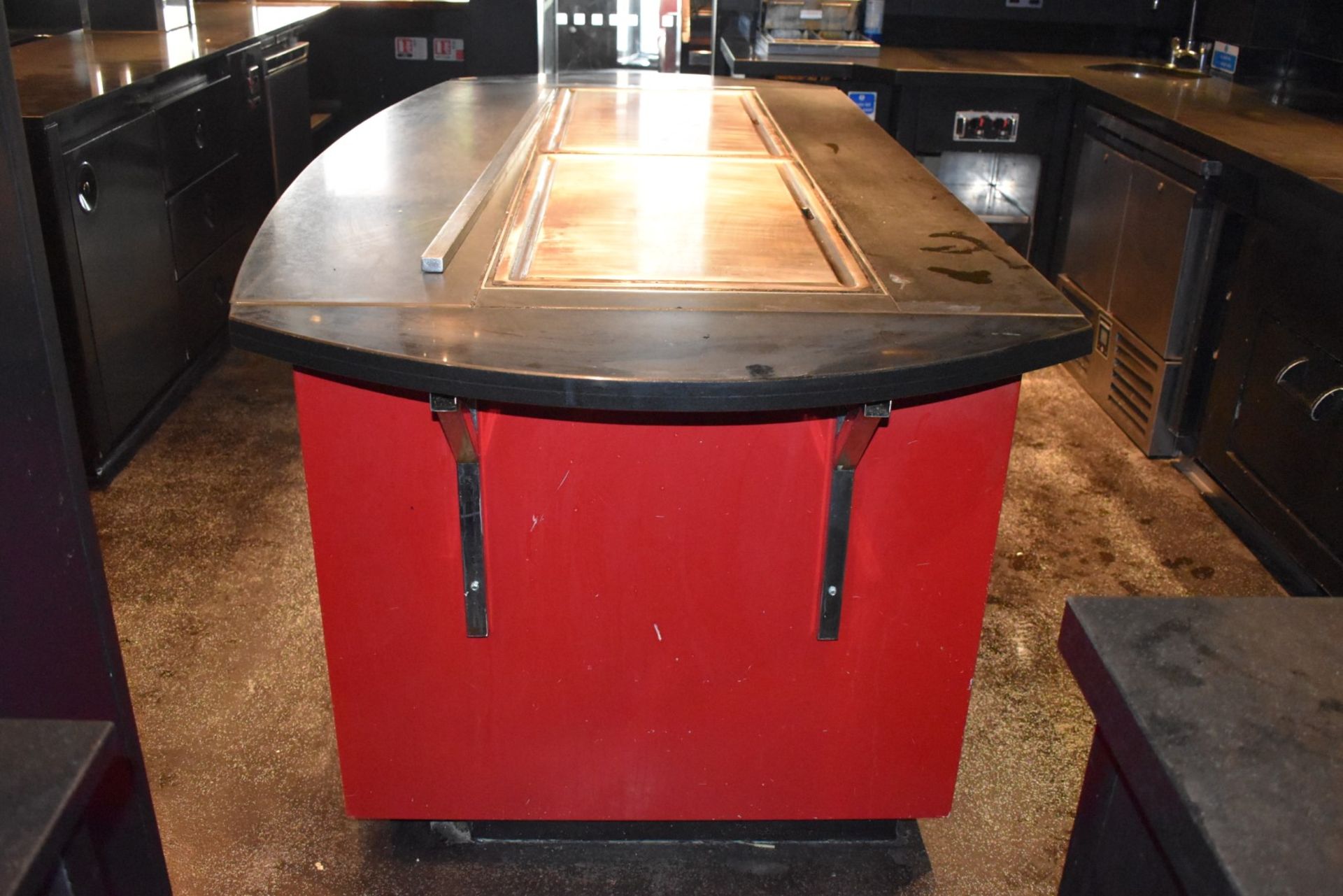 1 x Commercial Kitchen Center Island With Stone Counter Top Surface, Integrated Solid Top Griddles - Image 9 of 11