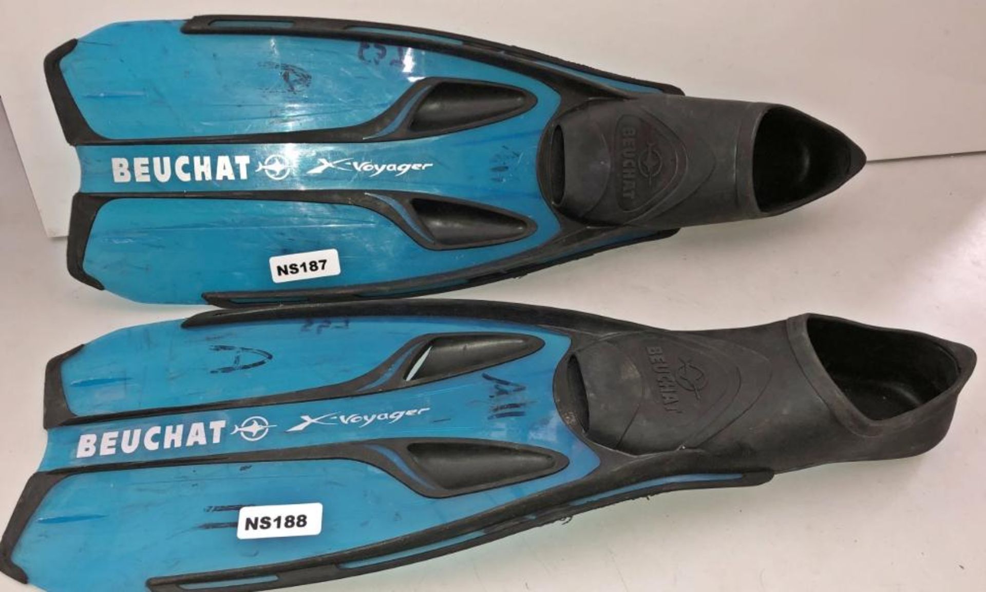 7 x Pairs Of Beuchat Fins - Ref: NS295, NS296, NS297, NS298, NS303, NS304, NS171, NS172, NS173, NS17 - Image 21 of 22