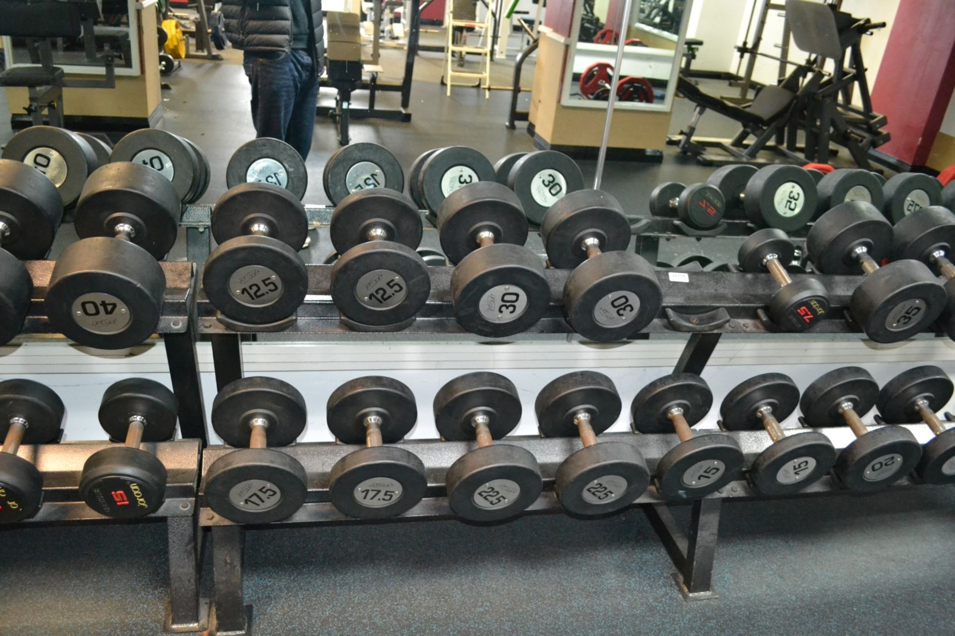 1 x Large Dumbells Rack With Approx 42 x Dumbell 5-40kg Weights - Ref: J2104/GFG - CL356 - Location: