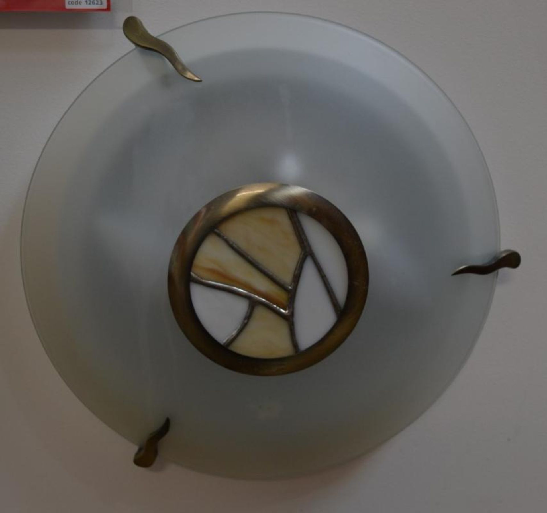 1 x Tiffany Glass Flush Ceiling Light - CL364 - Ref: ERP1- 12623- Location: Altrincham WA
