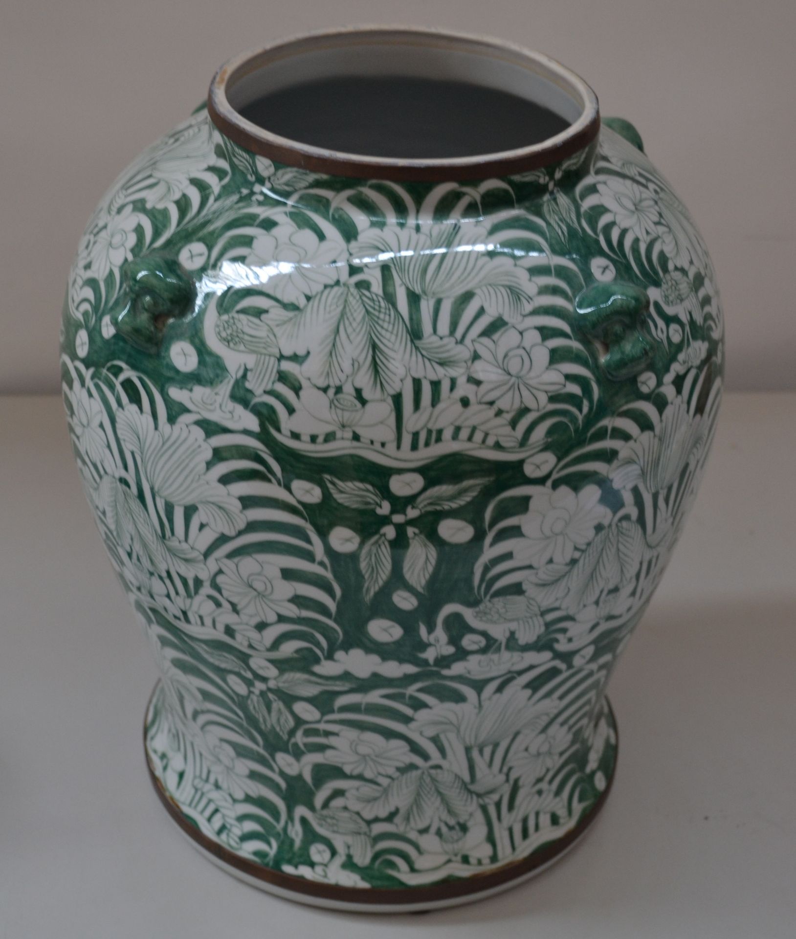 1 x Thai Ceramic Vase With Lid - Dimensions: H42/L25cm - Ref J2168 - CL314 - Image 2 of 3