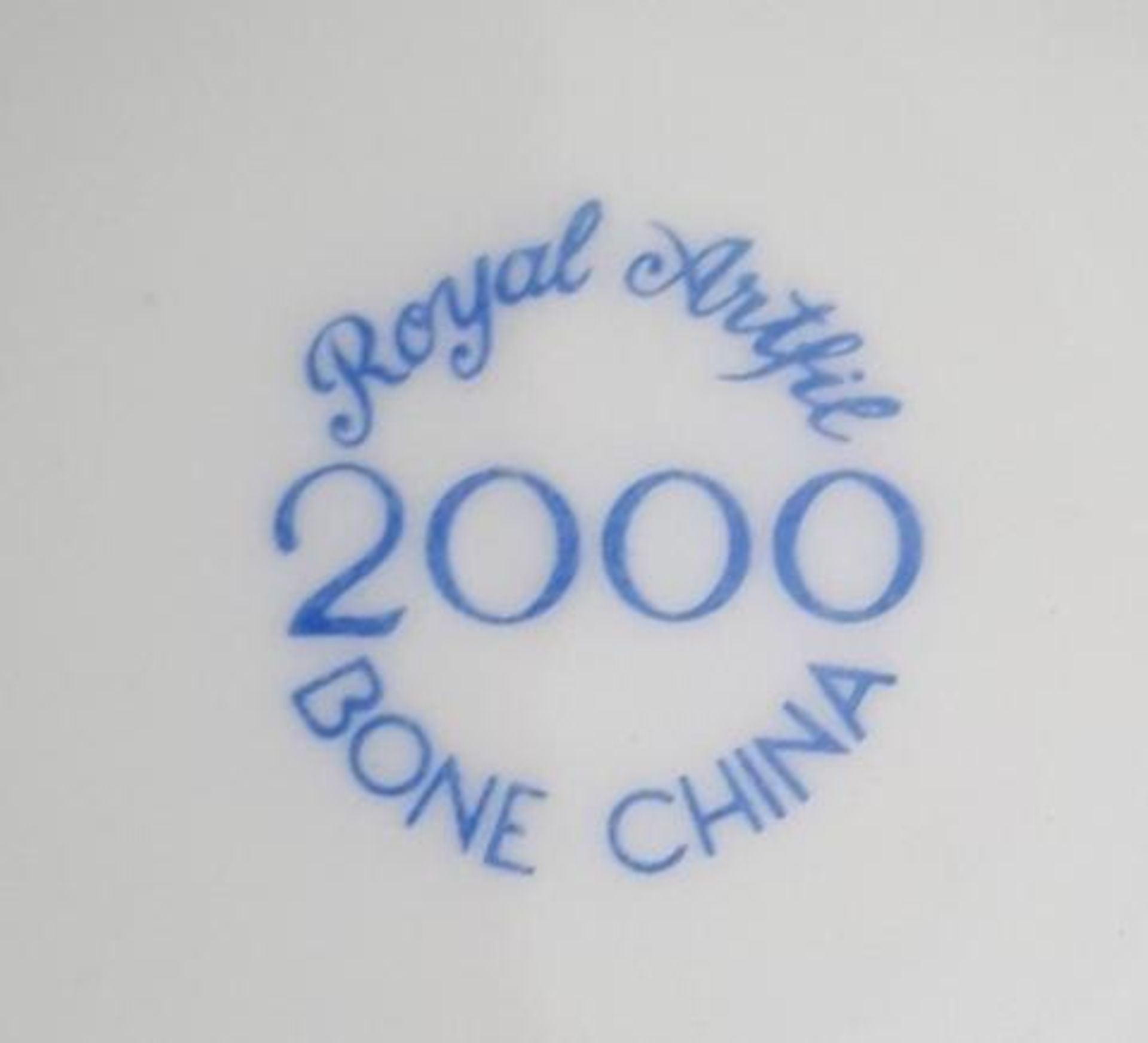 1 x Bone China The Millennium 2000 Mug - Ref CQ367 E - CL334 - Location: Altrincham WA14 NO VAT - Image 2 of 5