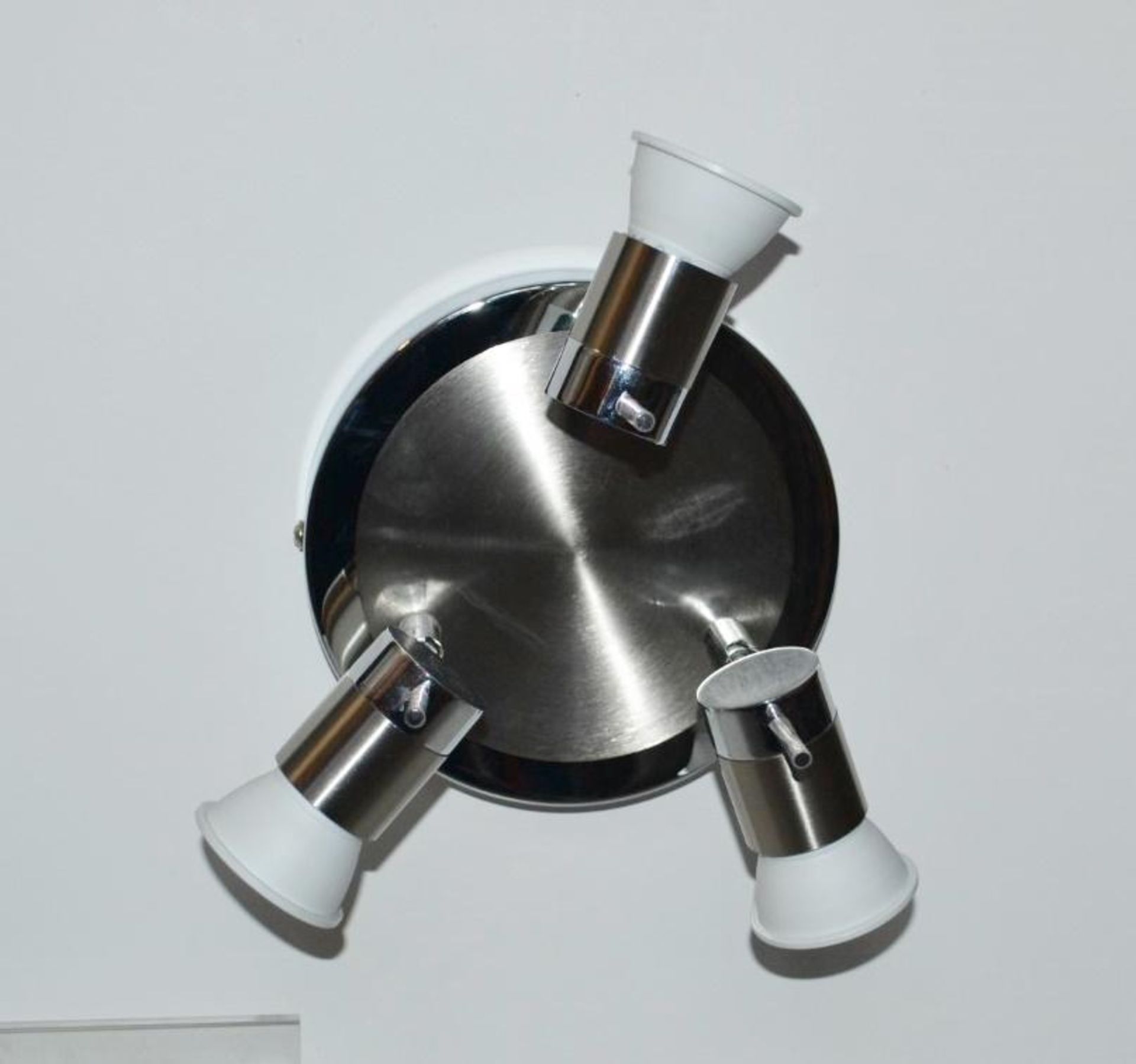 1 x 3-Way Ceiling Spotlight in Chrome -CL364 - Ref: Edin Pal/2- M513 - Location: Altrinch