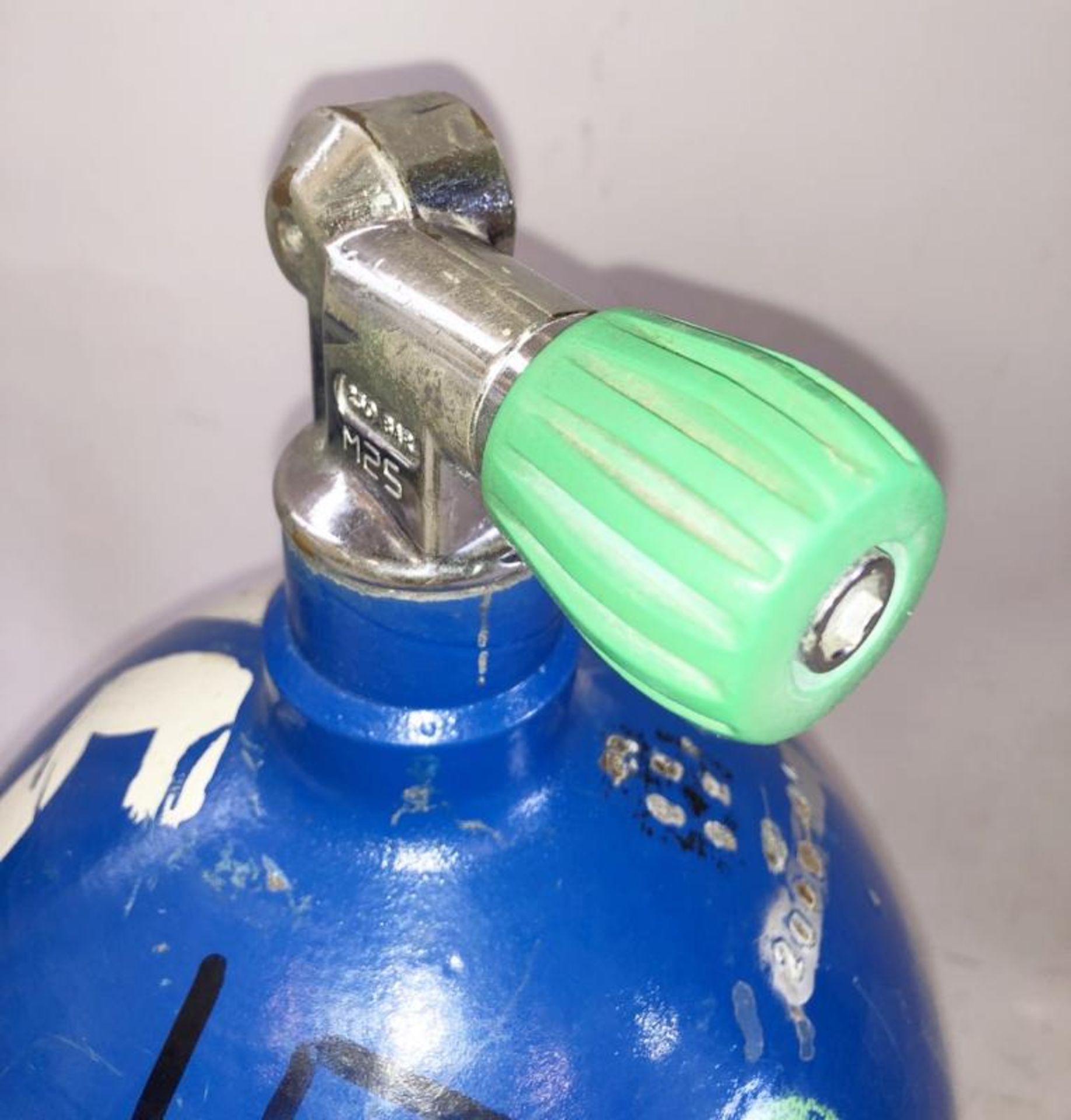 1 x Recently Tested Scuba Diving Air Cylinder - Ref: NS427 - CL349 - Altrincham WA14 - Image 3 of 4