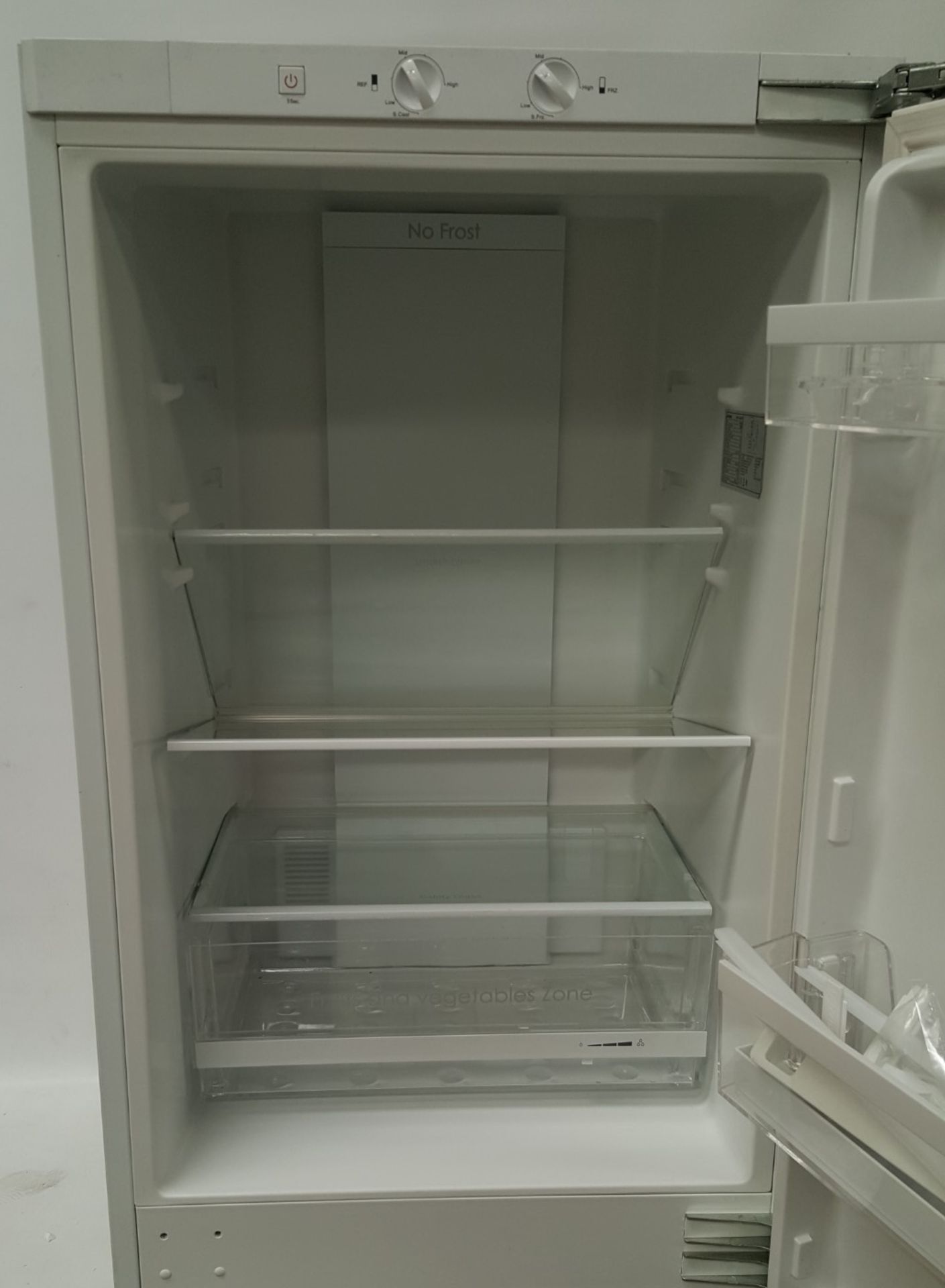 1 x Prima Integrated 50/50 Frost Free Fridge Freezer LPR475A1 - Ref BY186 - Image 7 of 7