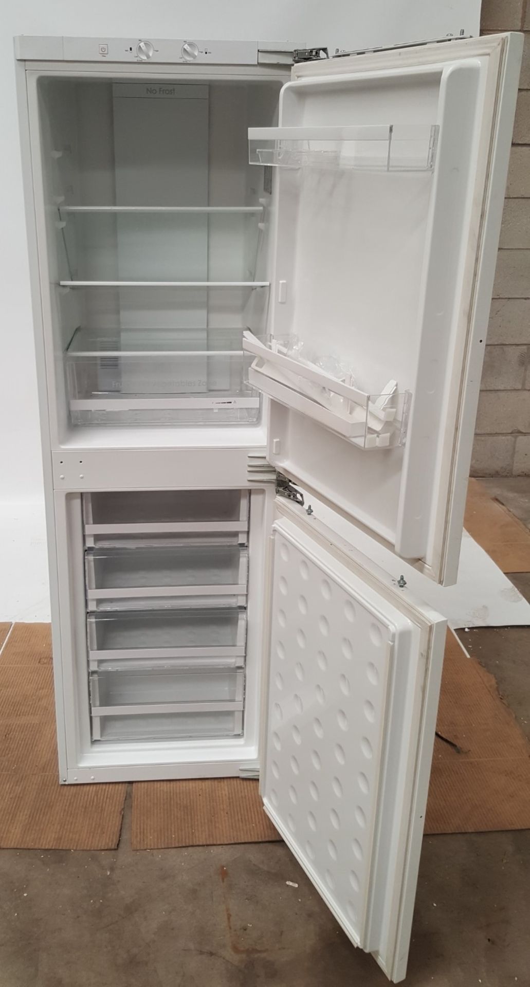 1 x Prima Integrated 50/50 Frost Free Fridge Freezer LPR475A1 - Ref BY186 - Image 3 of 7