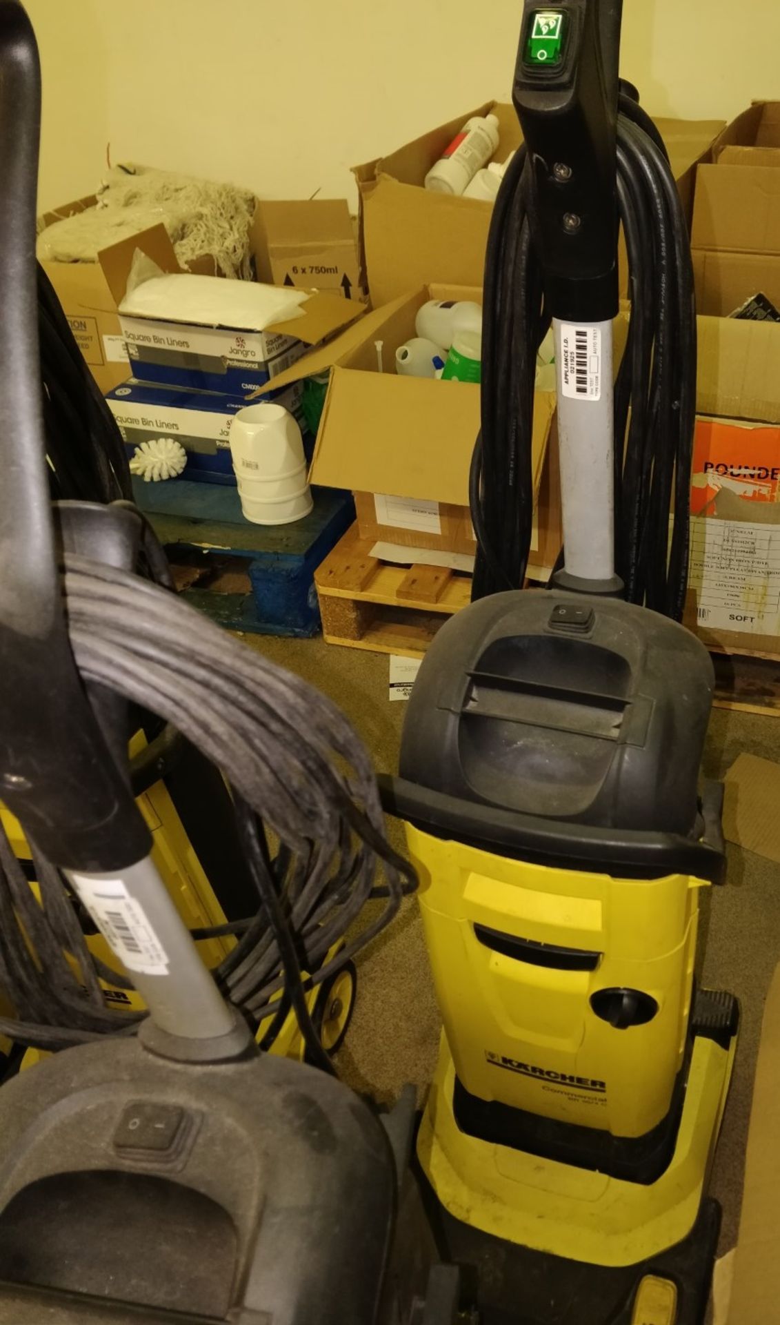 1 x Karcher BR 30/4 C Scrubber Dryer - Mains Powered - Approx RRP £900 - Ref B2 CL409 - Location: - Image 5 of 6