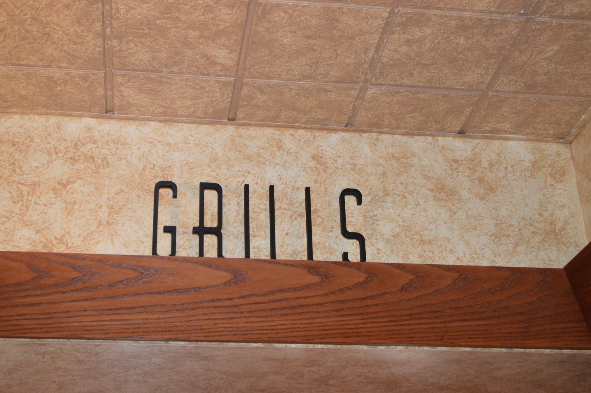 40 x Wooden Signs Suitable For Restaurants, Cafes, Bistros etc - Includes Grills, Amaretto, Penne, - Image 27 of 31