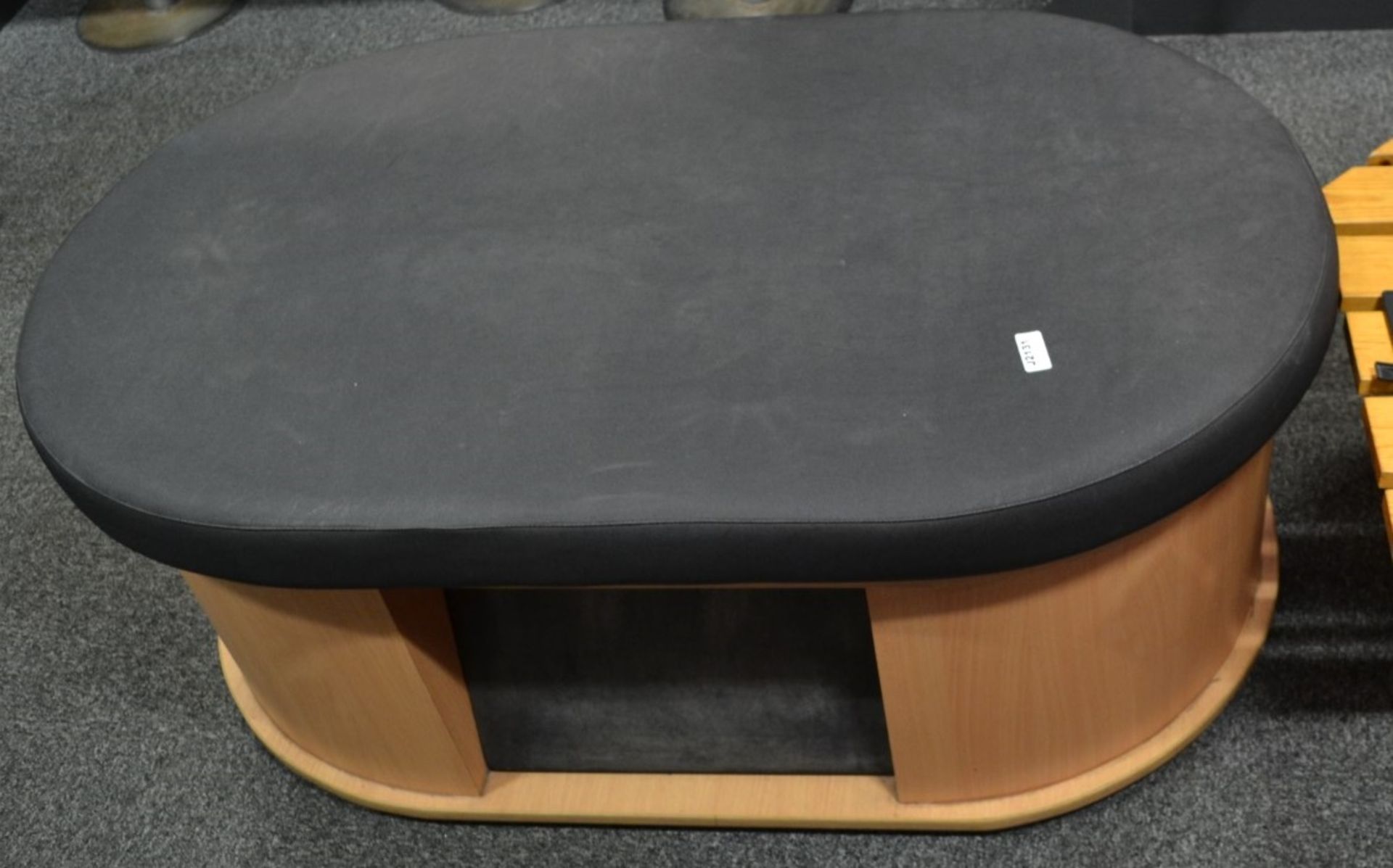 1 x Oval Changing Room Bench With Padded Top - Dimensions: L130 x W80 x H50cm - Ref: J2131/MCR - Image 2 of 2