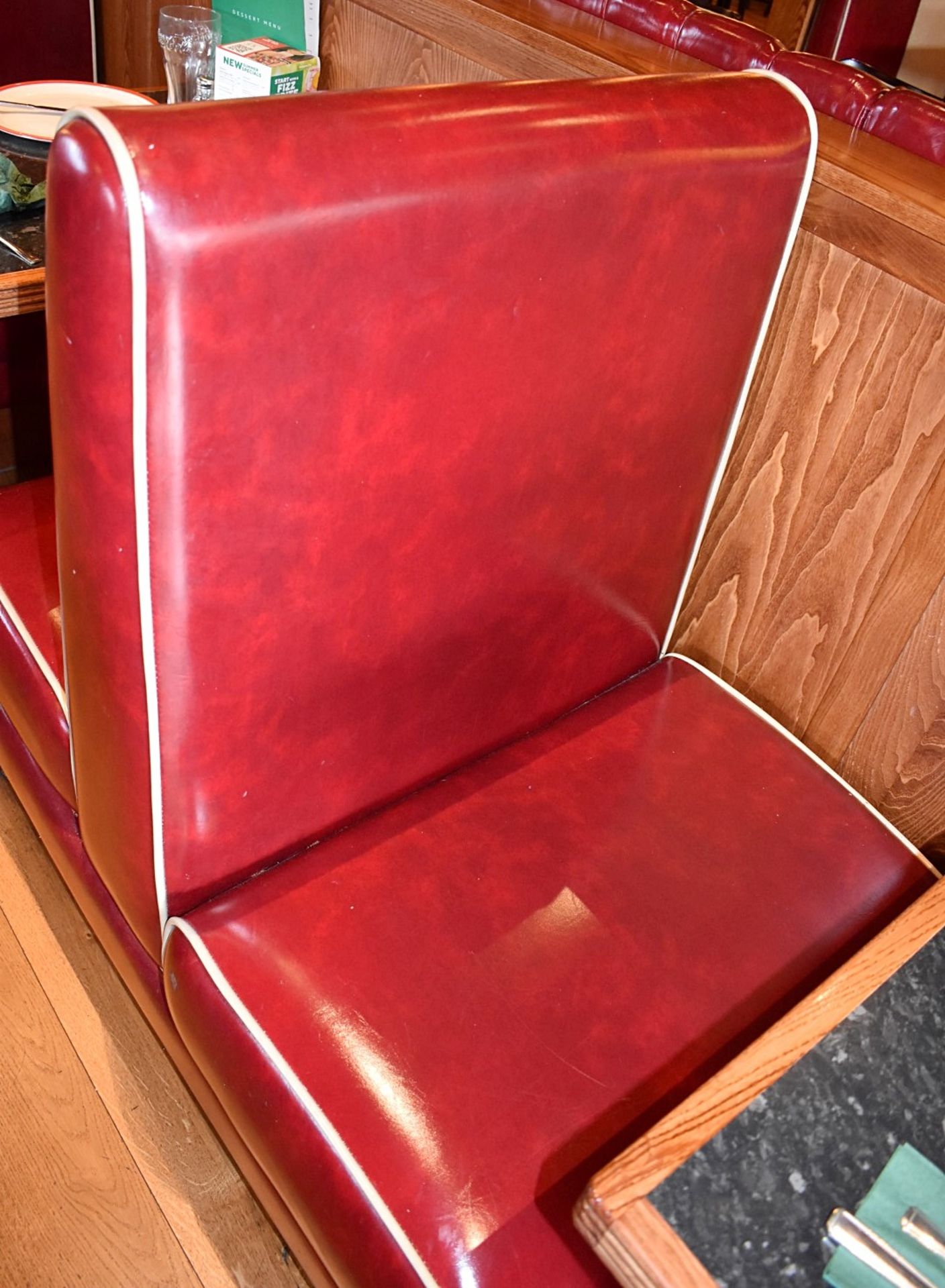 4 x Sections Restaurant Seating - Retro 1950s American Diner Design - Red Faux Leather - Image 5 of 8