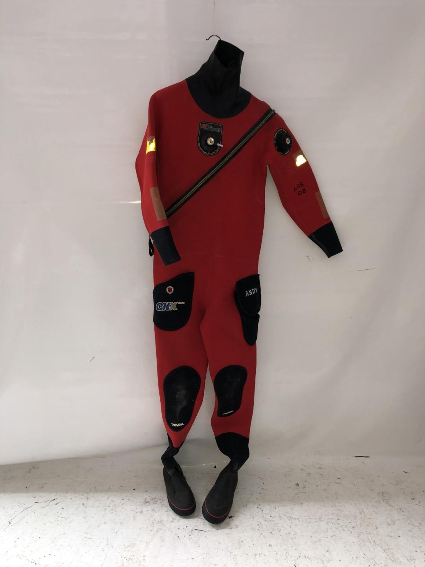 1 x Large Red NorthernDiver Wetsuit - Ref: NS339 - CL349 - Altrincham WA14