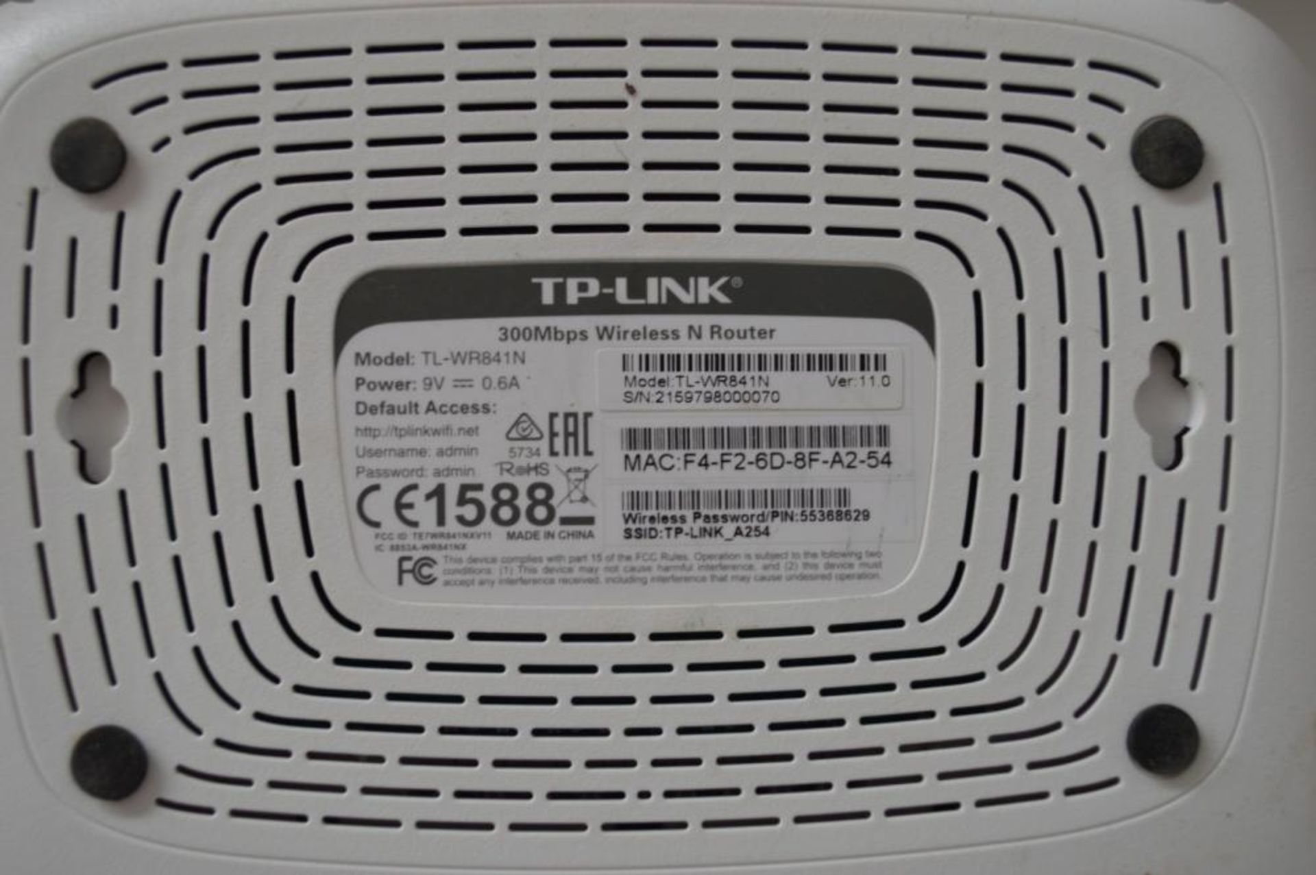 2 x TP-Link TL-WR841N 300 Mbps Wireless Routers - Ref TP326 - CL394 - Location: Altrincham WA14 - HK - Image 2 of 3