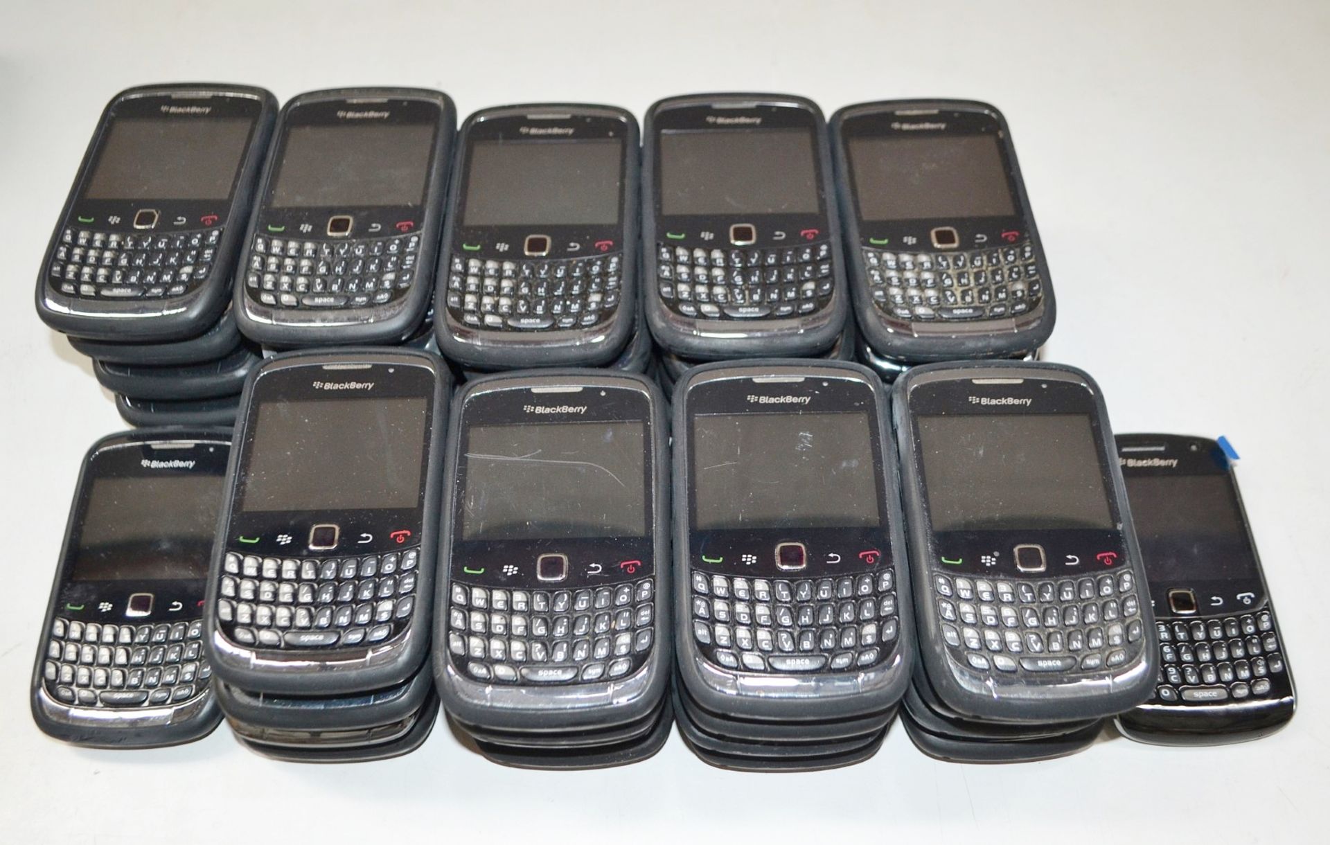 40 x Sim Free Blackberry and Samsung Phones - Ref: LD368 - CL409 - Altrincham WA14 - Image 16 of 20