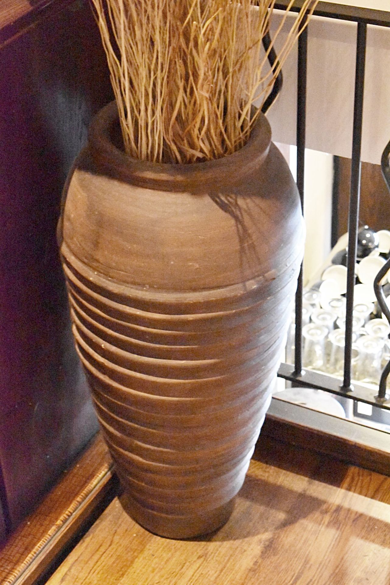 1 x Large Rustic Mexican Style Vase - Image 2 of 2