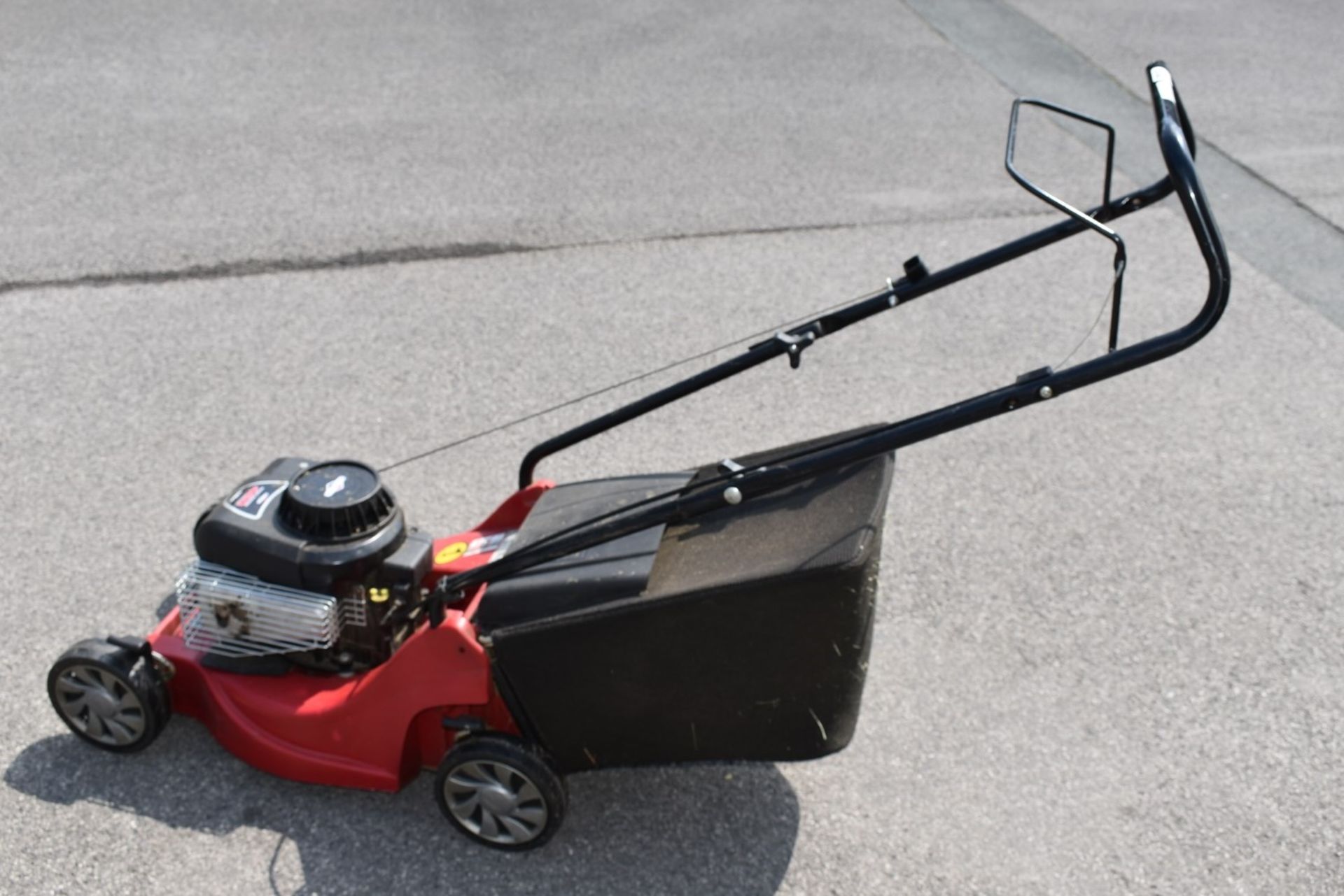 1 x Mountfield 450 Seriels 148cc Petrol Lawnmower - Ref VM102 B2 - CL409 - Location: Wakefield WF16